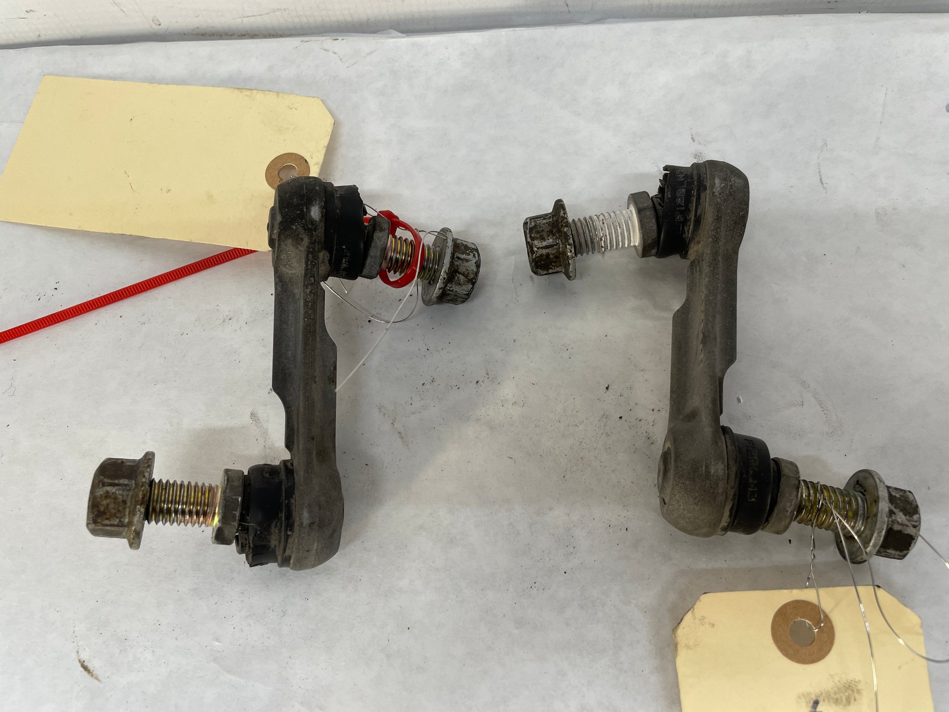 2004 Chevy C5 Corvette RH & LH Suspension Stabilizer Sway Bar End Links OEM - Day's Parts Yard