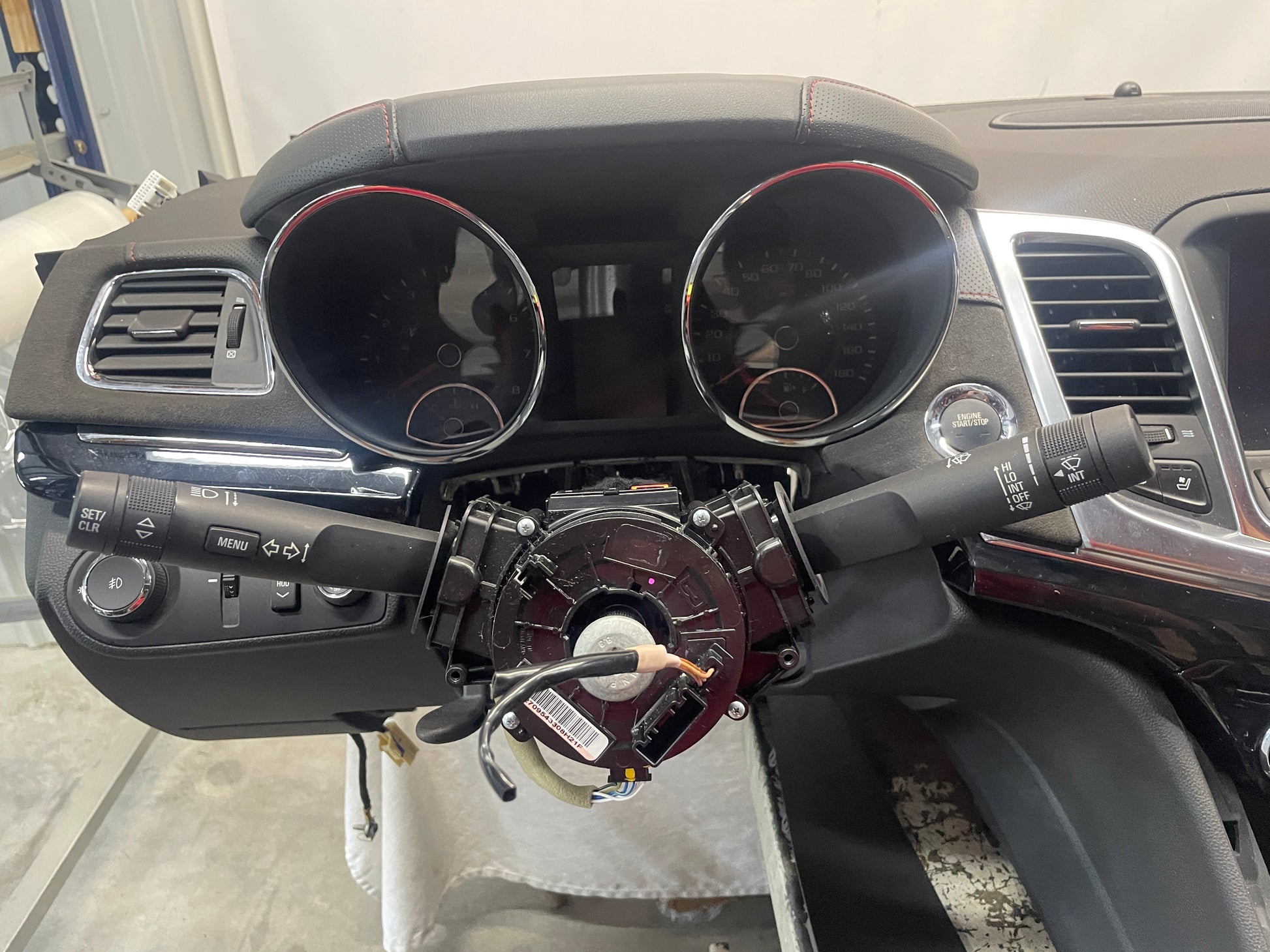2014 Chevy SS Sedan Complete Dash & Center Console w/ Shifter OEM - Day's Parts Yard