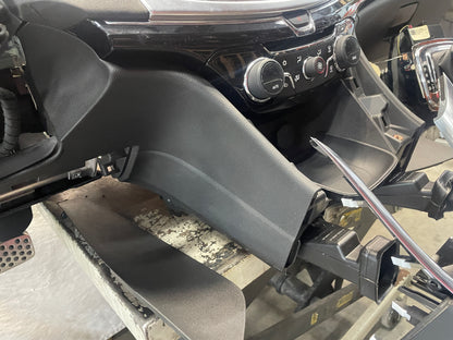 2014 Chevy SS Sedan Complete Dash & Center Console w/ Shifter OEM - Day's Parts Yard