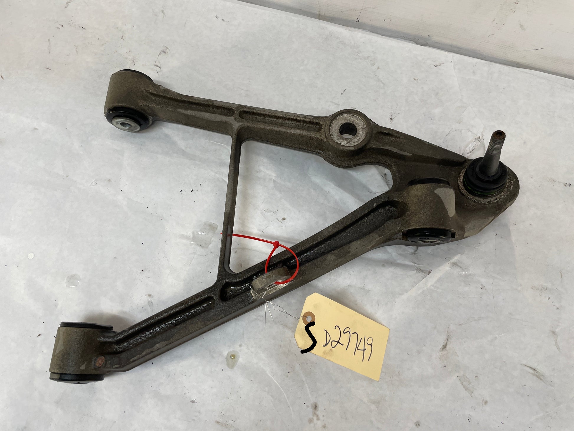 2004 Chevy C5 Corvette RH Passenger Rear Suspension Lower Control Arm OEM - Day's Parts Yard