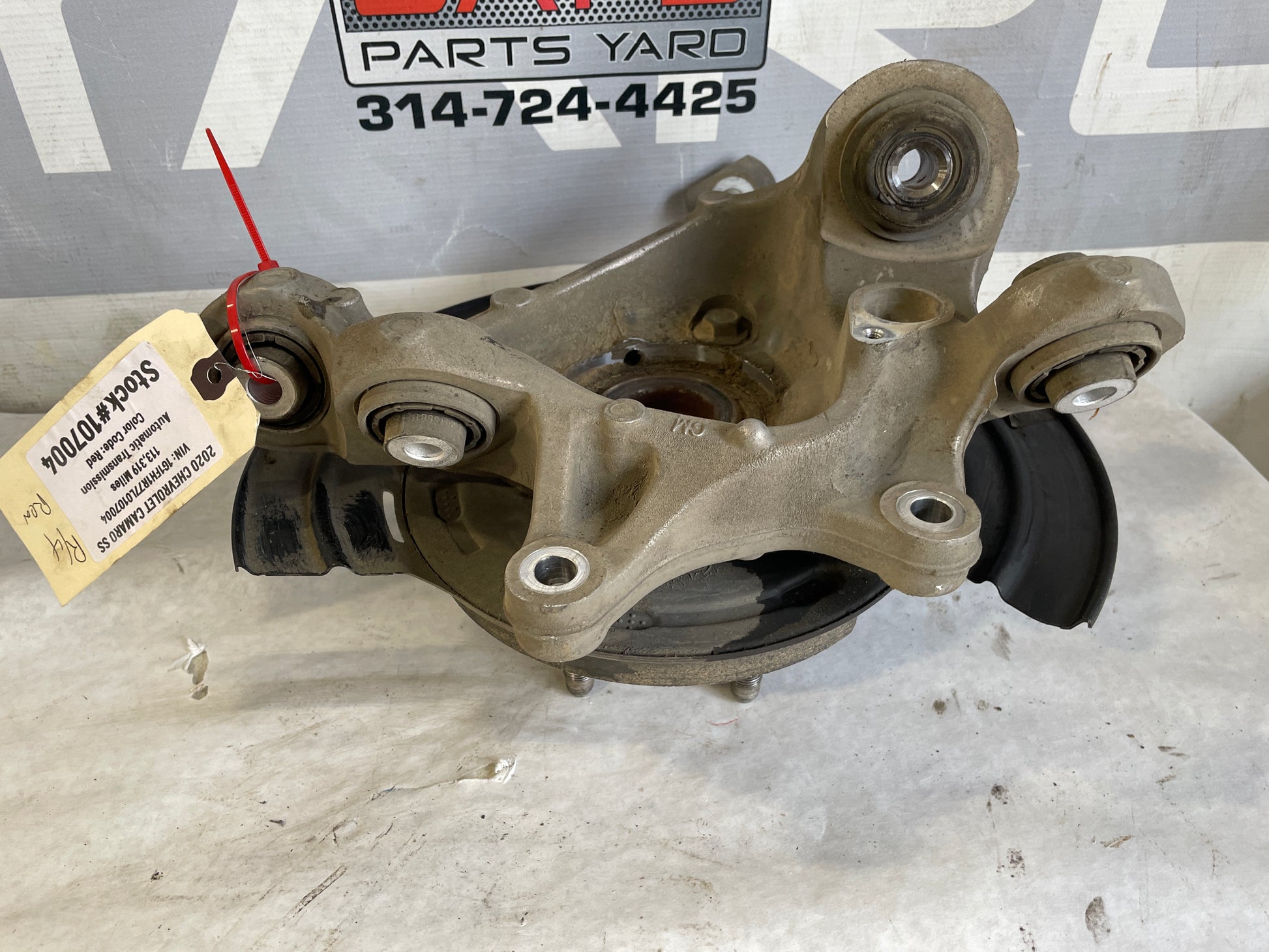 2020 Chevy Camaro SS Rear RH Passenger Spindle Knuckle Hub OEM - Day's Parts Yard