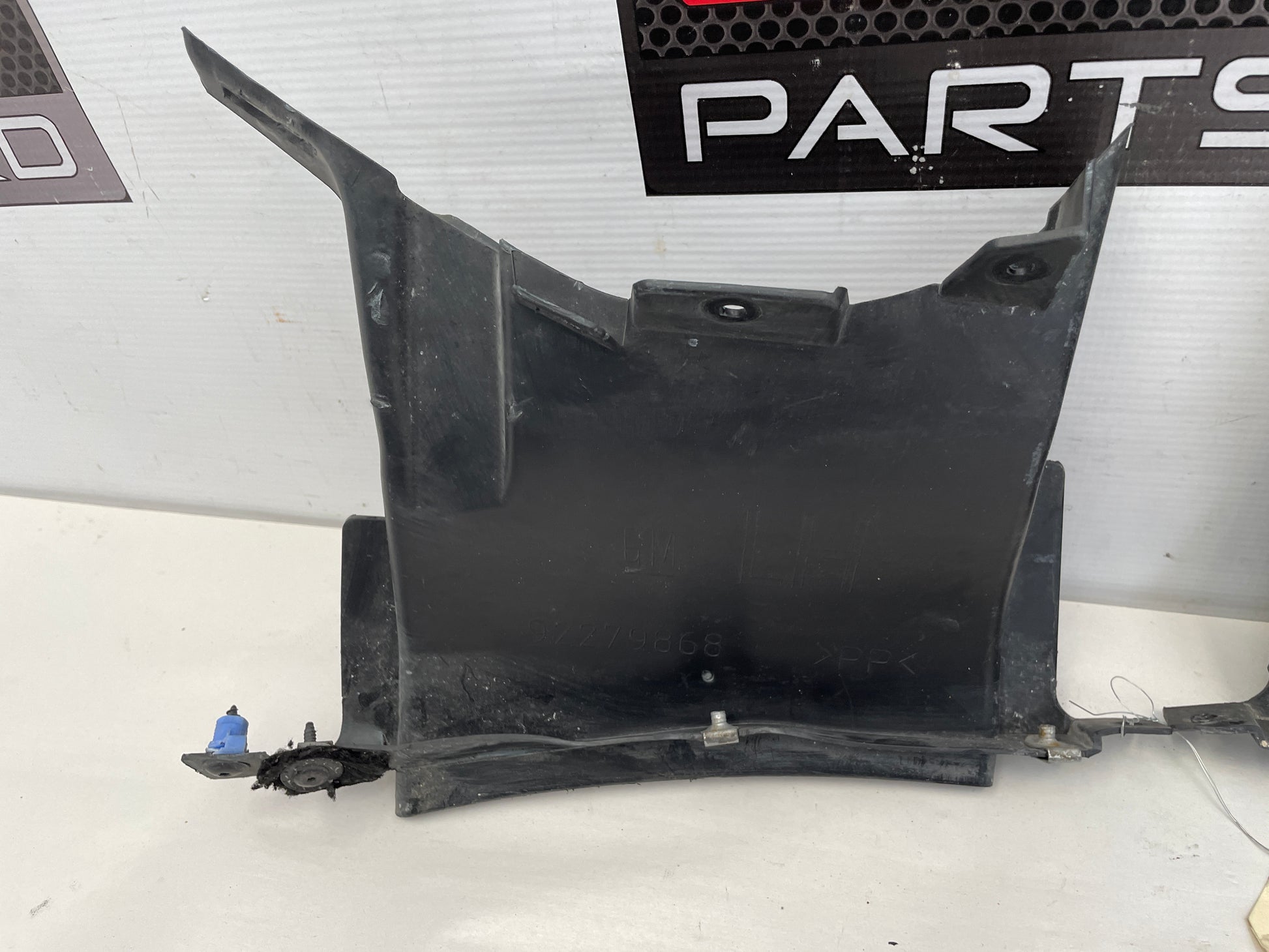 2017 Chevy SS Sedan RH & LH Front Bumper Air Ducts OEM - Day's Parts Yard