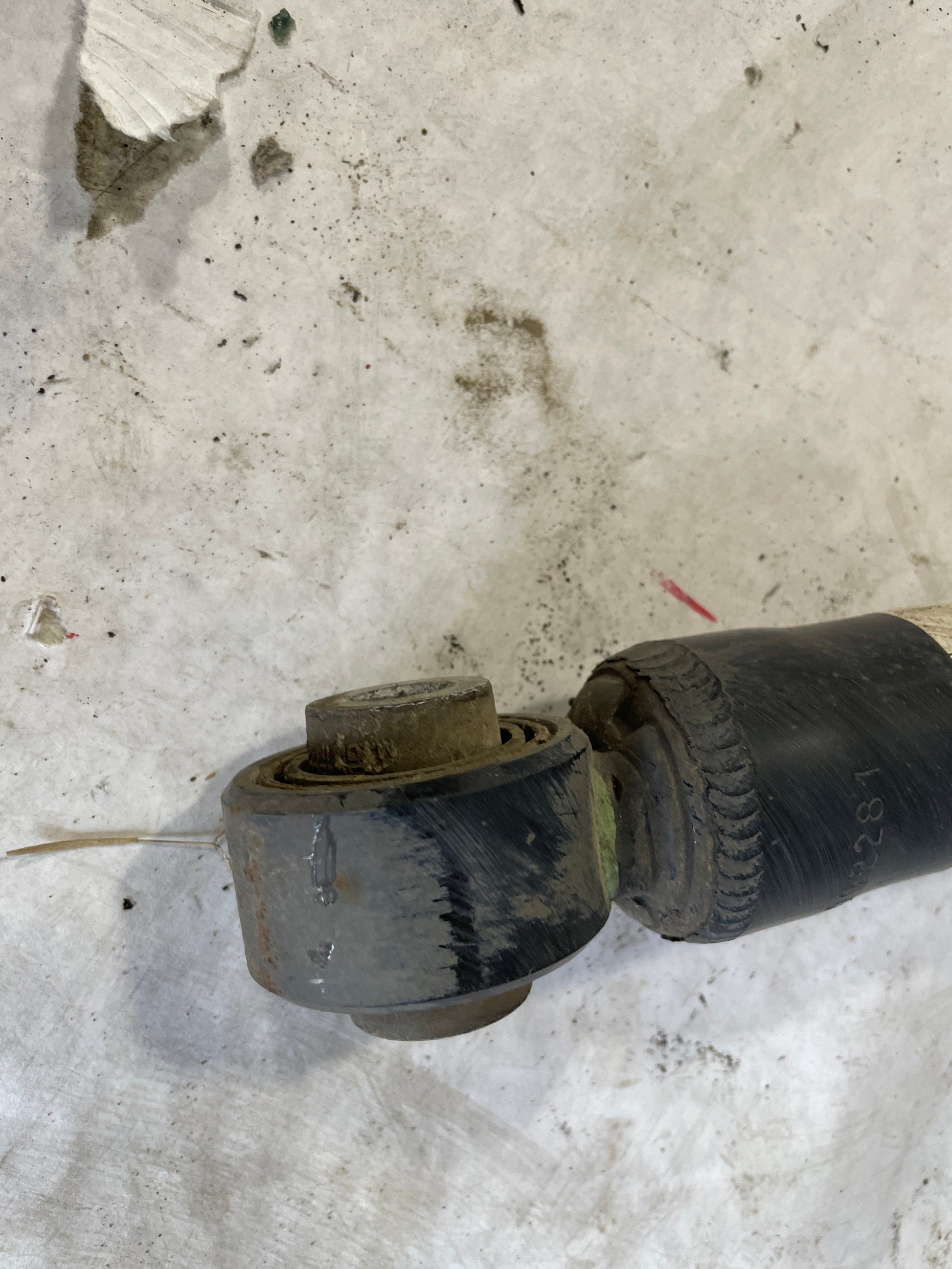 2020 Chevy Camaro SS Rear RH Passenger Shock Strut OEM - Day's Parts Yard
