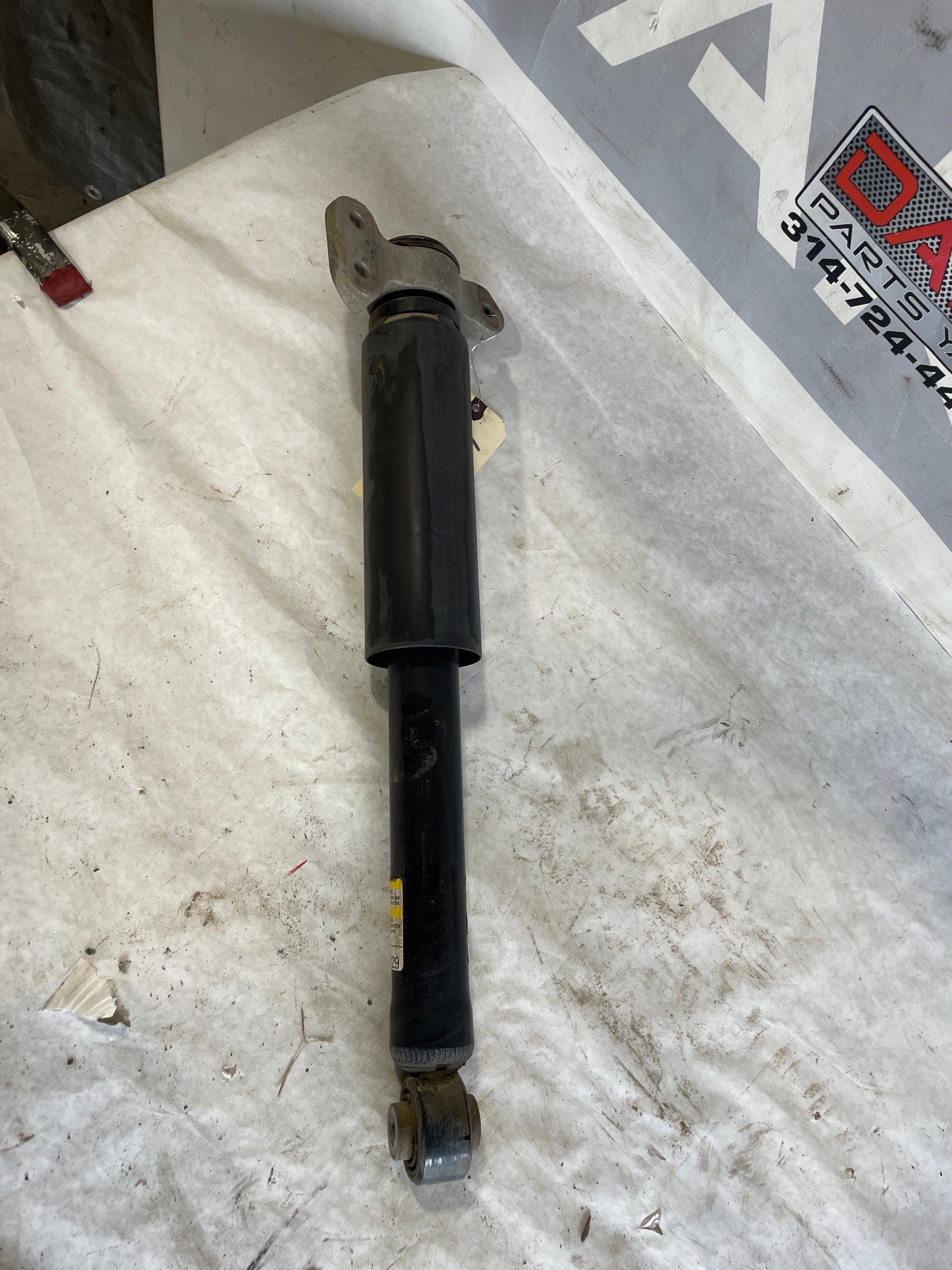 2020 Chevy Camaro SS Rear RH Passenger Shock Strut OEM - Day's Parts Yard