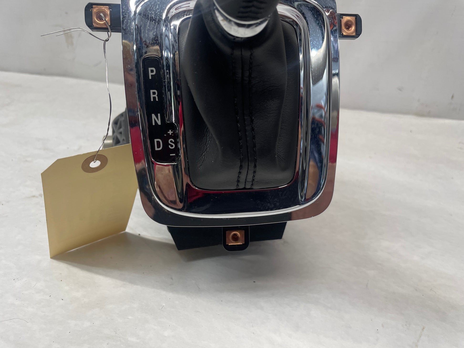 2014 Chevy SS Sedan Complete Dash & Center Console w/ Shifter OEM - Day's Parts Yard