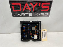 2014 Chevy SS Sedan Engine Bay Fuse Relay Wiring Wire Harness Junction Box Block OEM - Day's Parts Yard