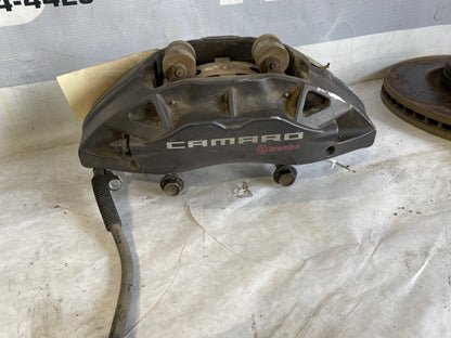 2020 Chevy Camaro SS Brembo Brake Calipers and Rotors OEM - Day's Parts Yard