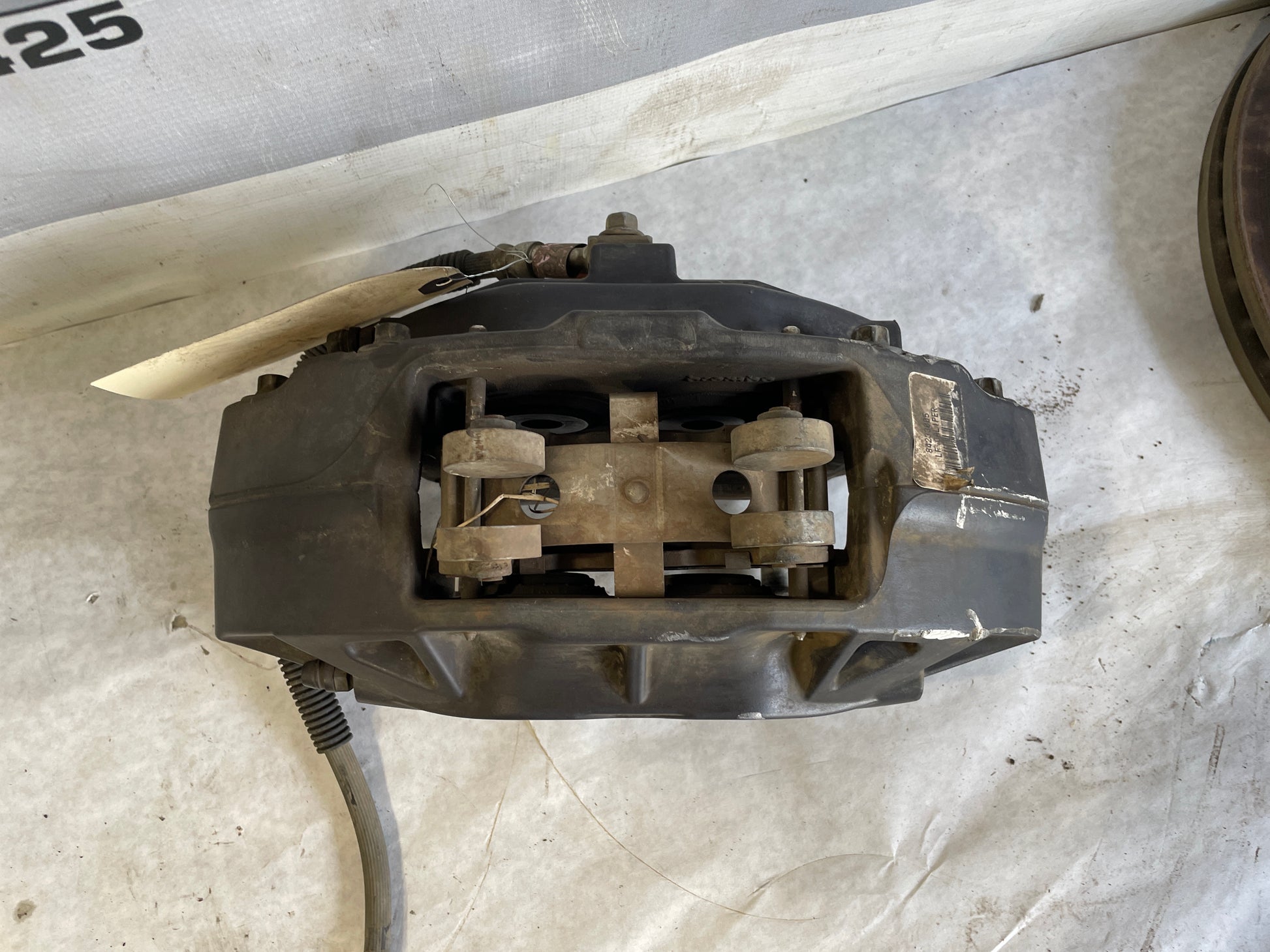 2020 Chevy Camaro SS Brembo Brake Calipers and Rotors OEM - Day's Parts Yard
