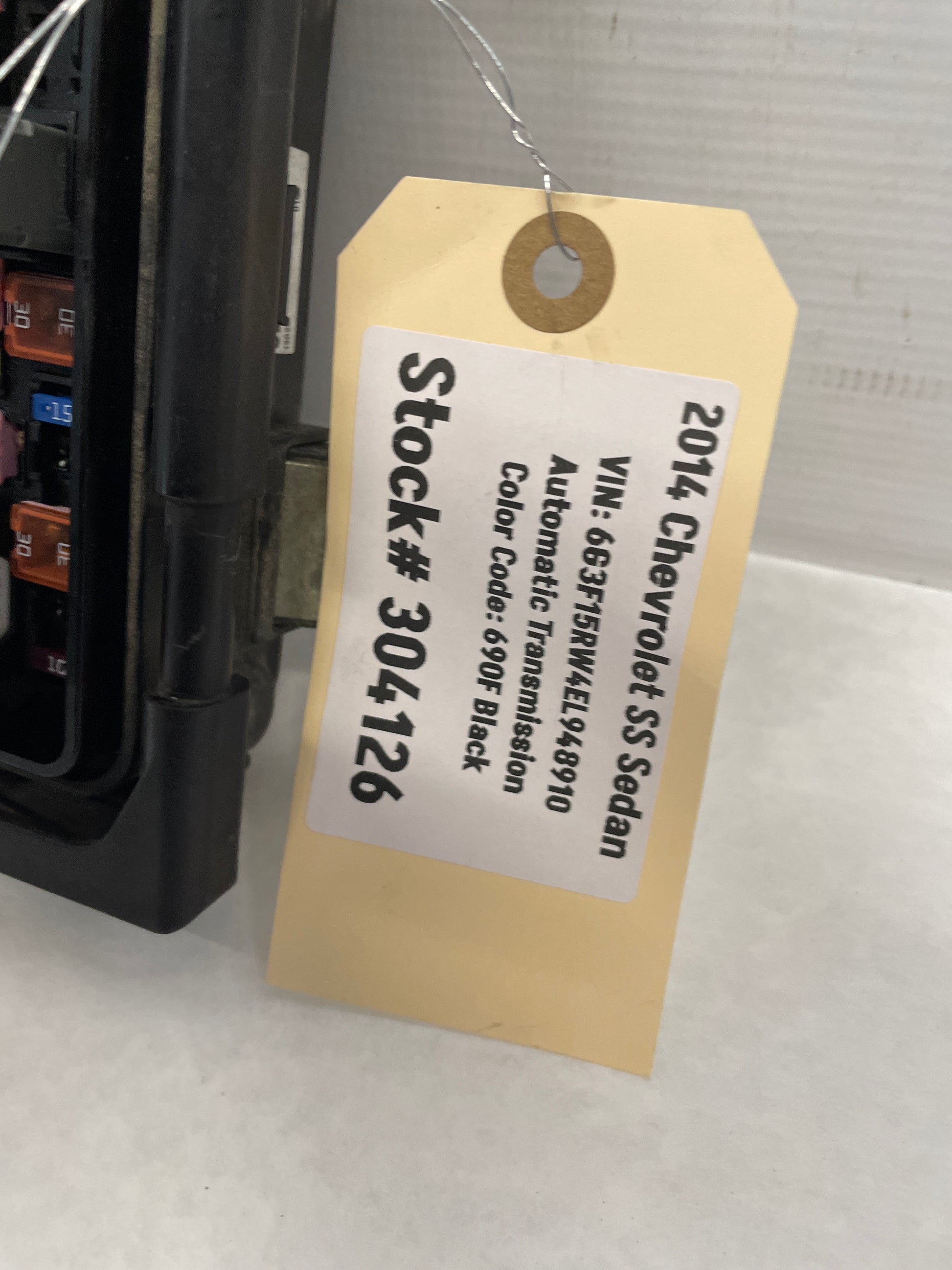 2014 Chevy SS Sedan Engine Bay Fuse Relay Wiring Wire Harness Junction Box Block OEM - Day's Parts Yard