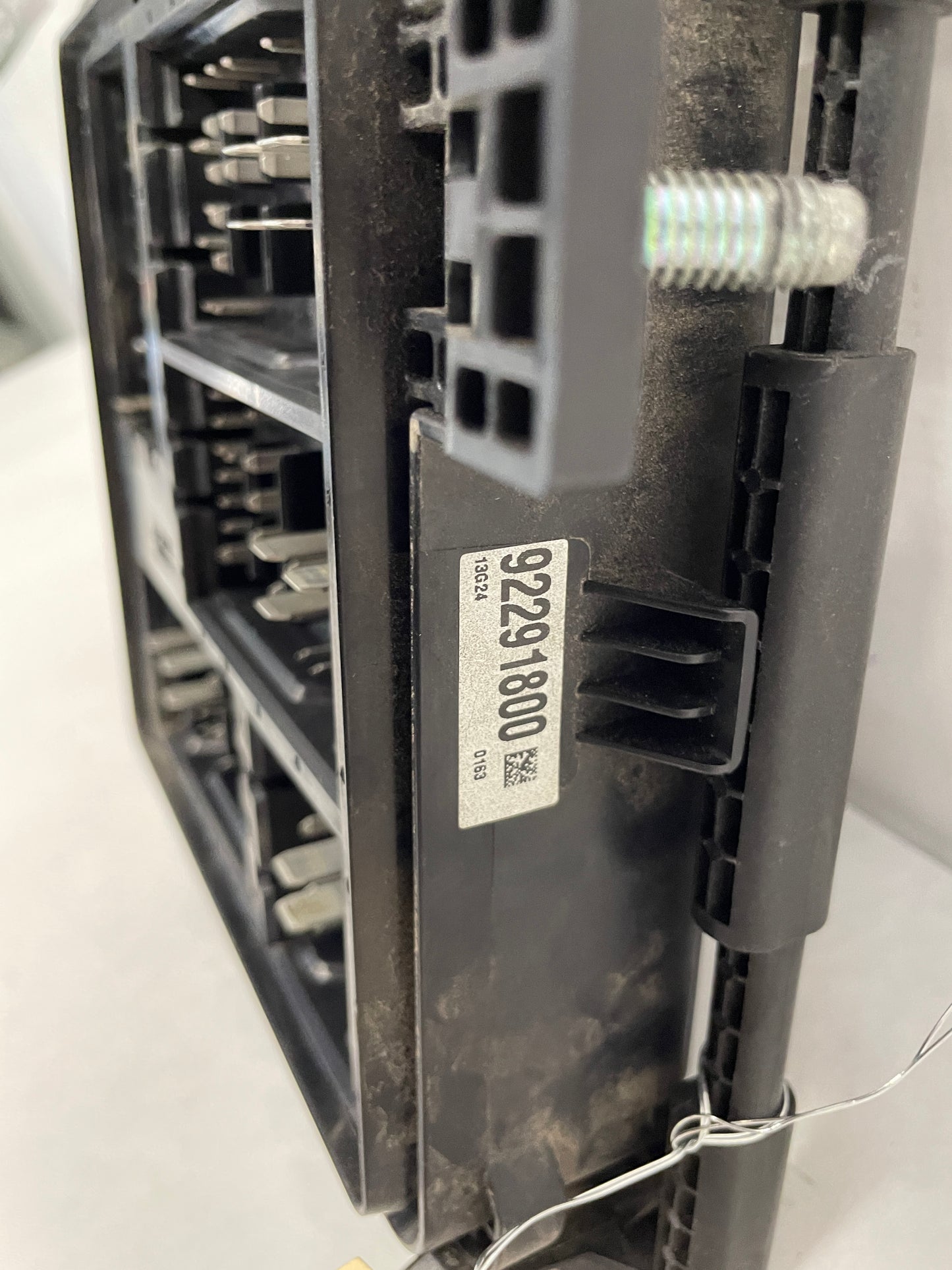 2014 Chevy SS Sedan Engine Bay Fuse Relay Wiring Wire Harness Junction Box Block OEM - Day's Parts Yard