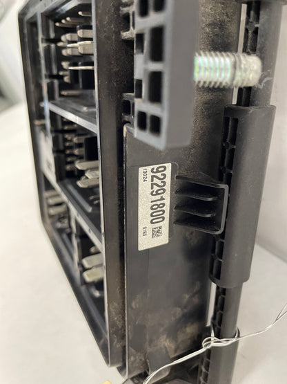 2014 Chevy SS Sedan Engine Bay Fuse Relay Wiring Wire Harness Junction Box Block OEM - Day's Parts Yard