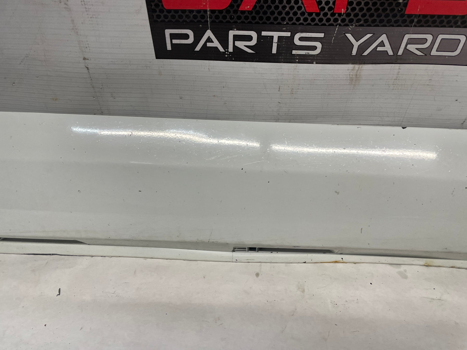 2013 Chevy Caprice PPV RH Passenger Rocker Molding Side Skirt Panel Trim OEM - Day's Parts Yard