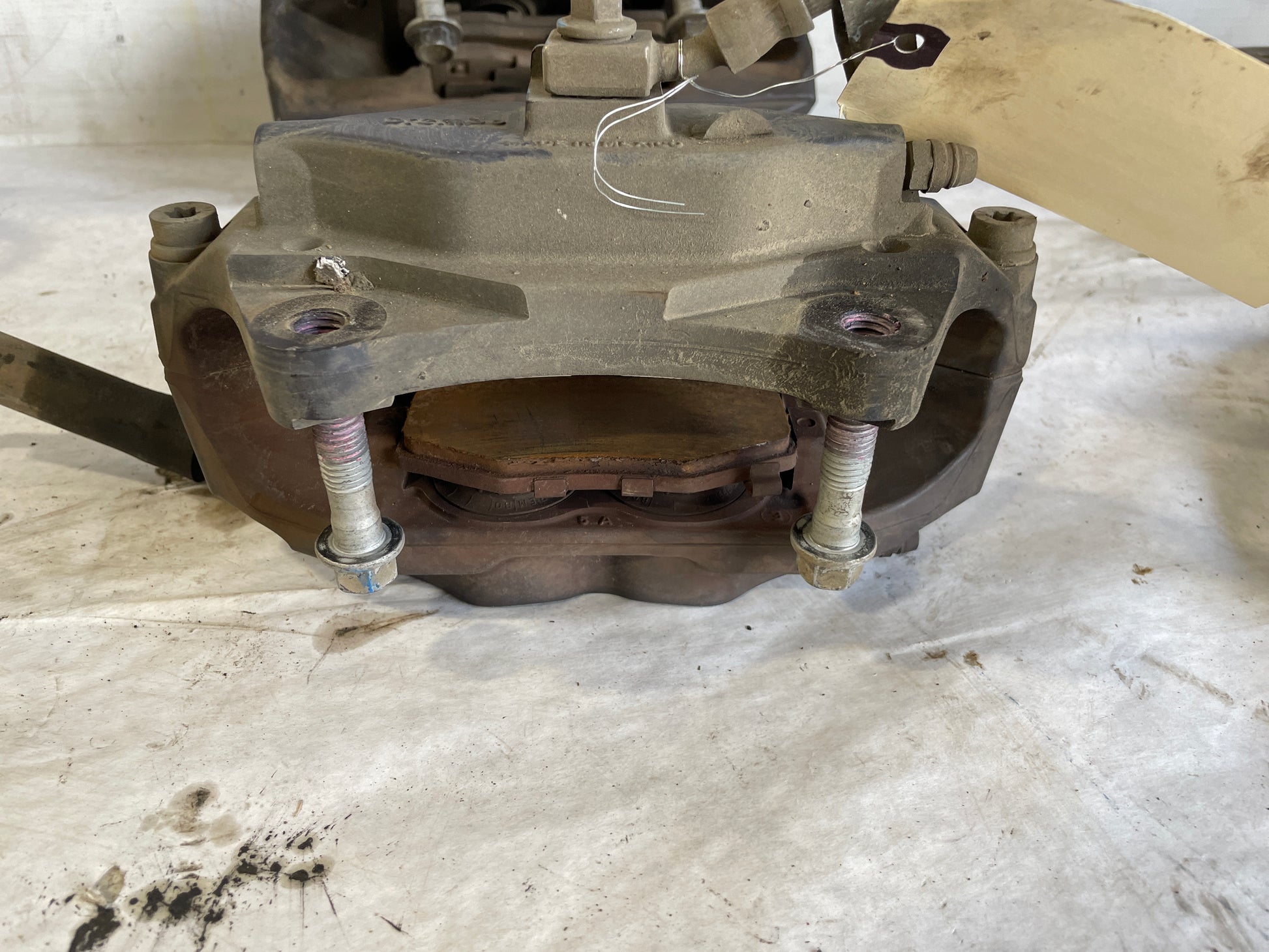 2020 Chevy Camaro SS Brembo Brake Calipers and Rotors OEM - Day's Parts Yard