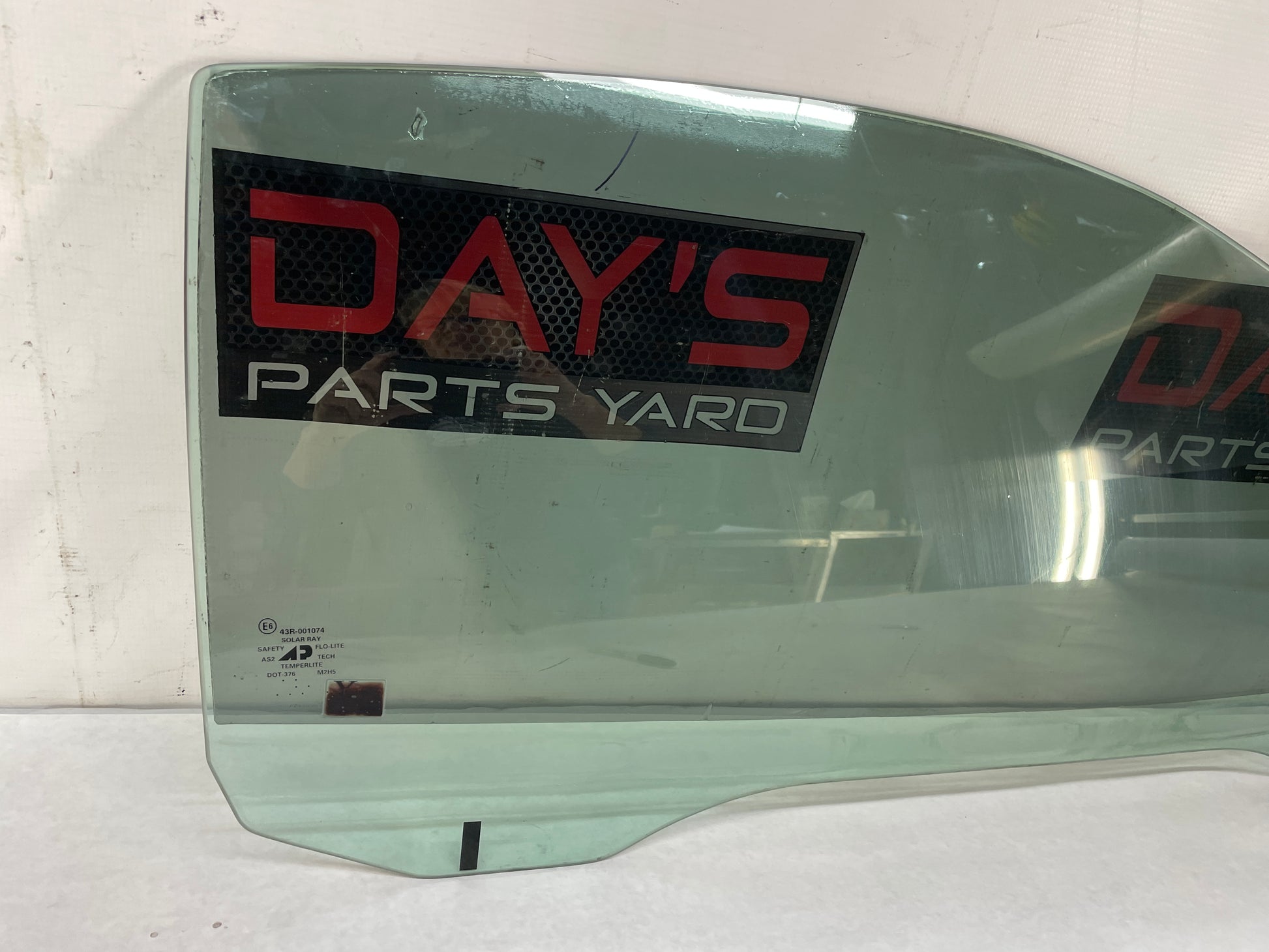 2004 Chevy C5 Corvette RH Passenger Front Door Window Glass OEM - Day's Parts Yard