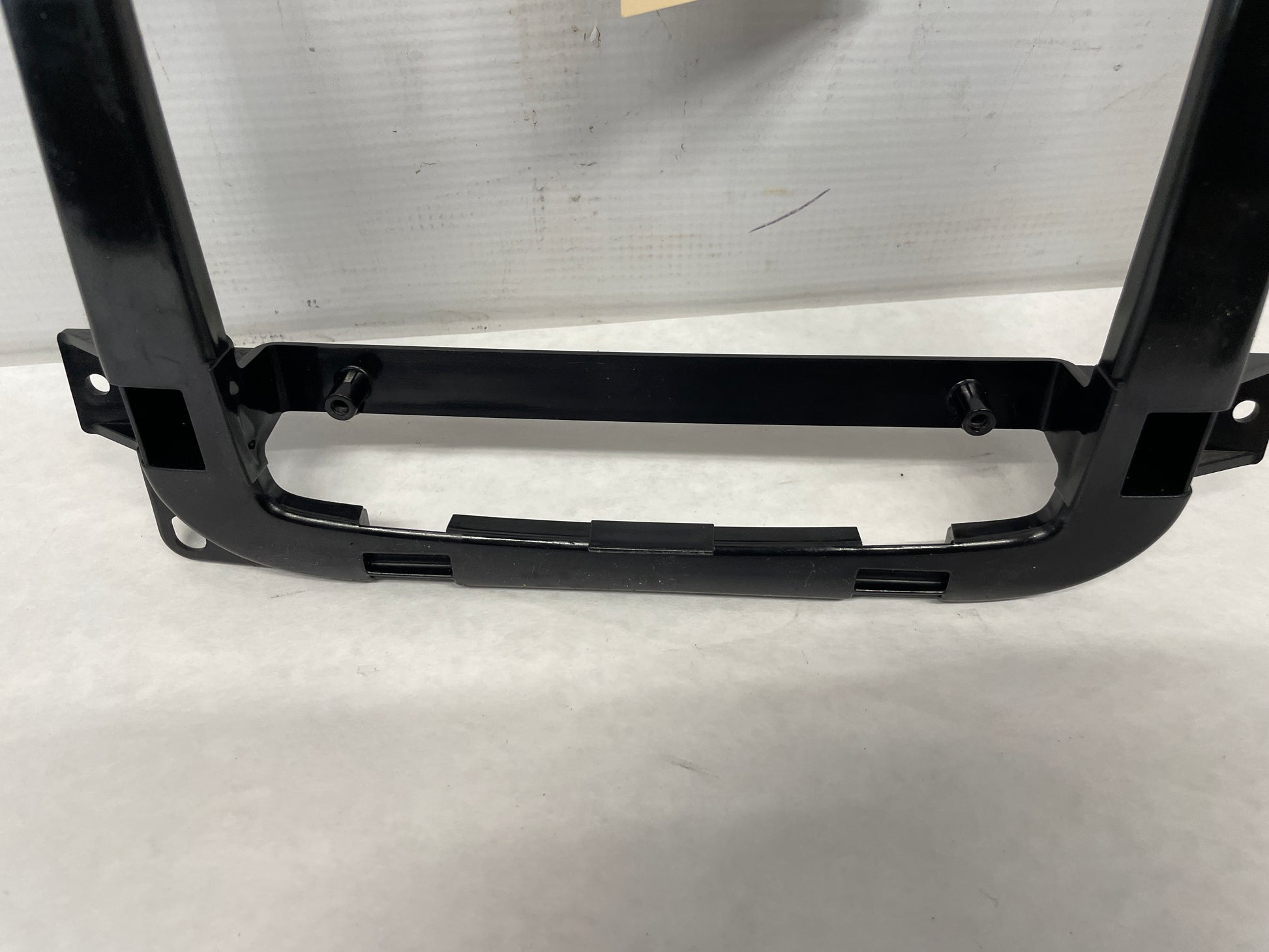 2014 Chevy SS Sedan Over Head Console Dome Light Frame Bracket Bezel OEM - Day's Parts Yard