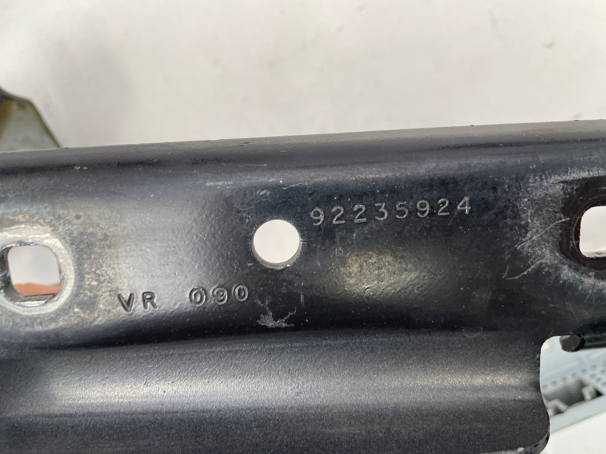 2013 Chevy Camaro SS RH & LH Hood Hinges OEM - Day's Parts Yard