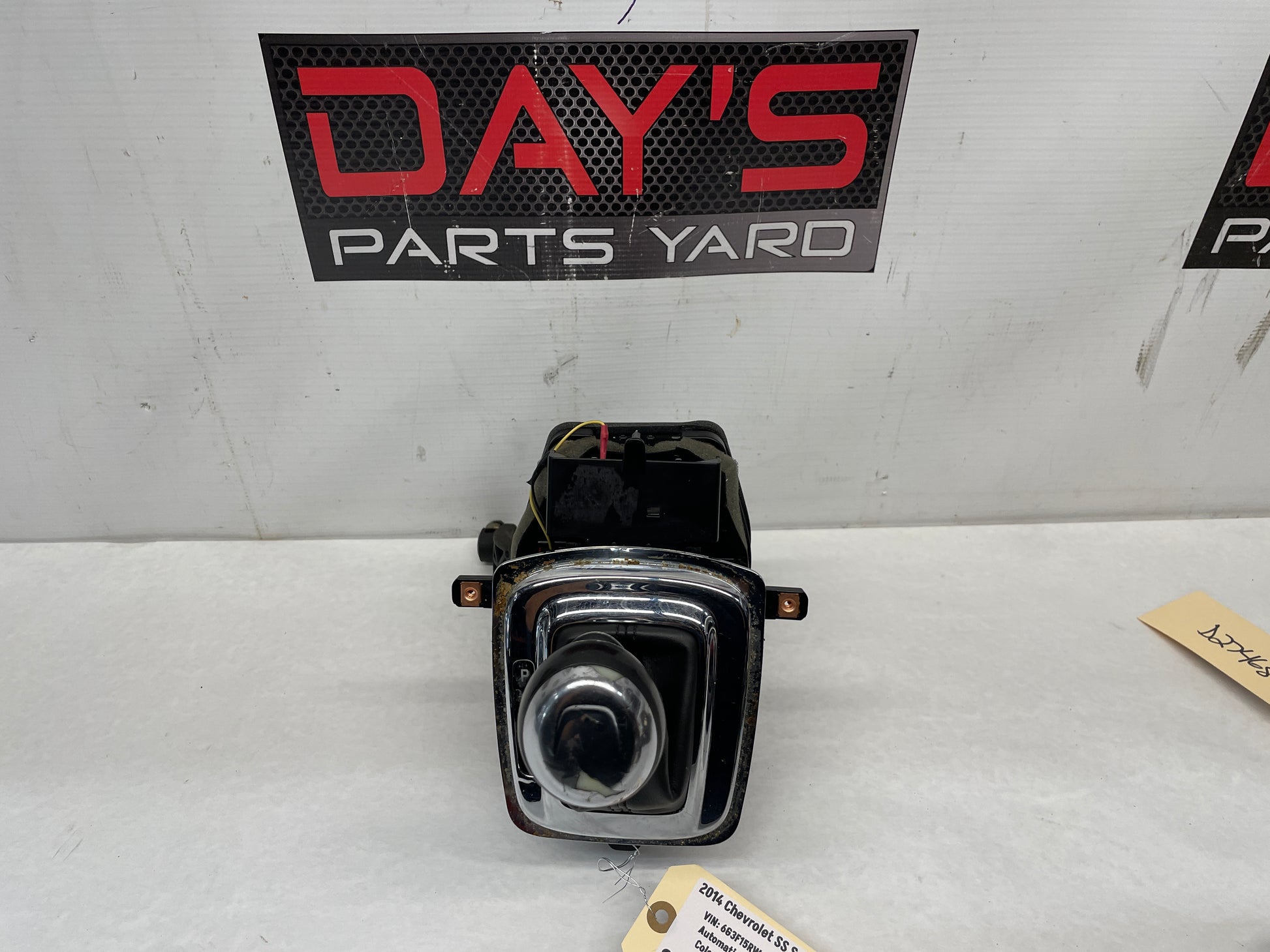 2014 Chevy SS Sedan Complete Center Console w/ Shifter Assembly OEM - Day's Parts Yard