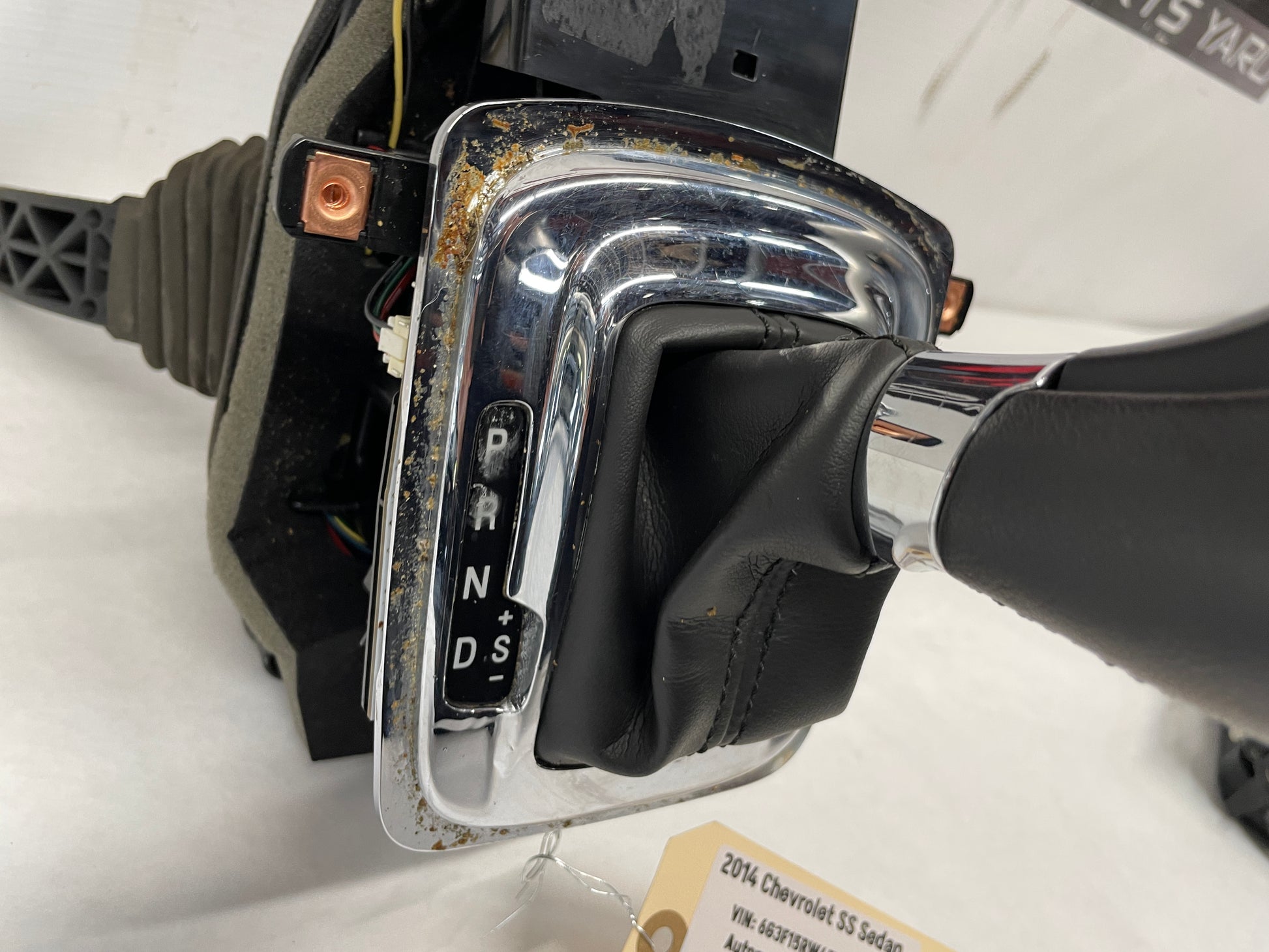 2014 Chevy SS Sedan Complete Center Console w/ Shifter Assembly OEM - Day's Parts Yard