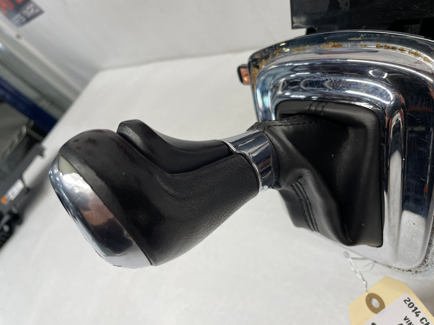 2014 Chevy SS Sedan Complete Center Console w/ Shifter Assembly OEM - Day's Parts Yard