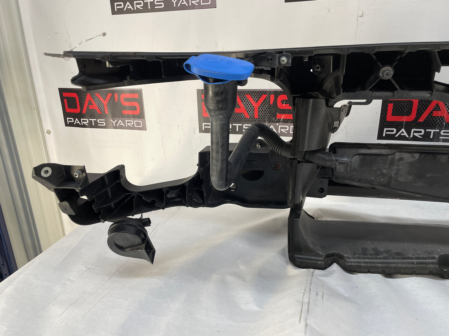 2016 Chevy SS Sedan Front Radiator Core Support Bracket Brace Assembly OEM