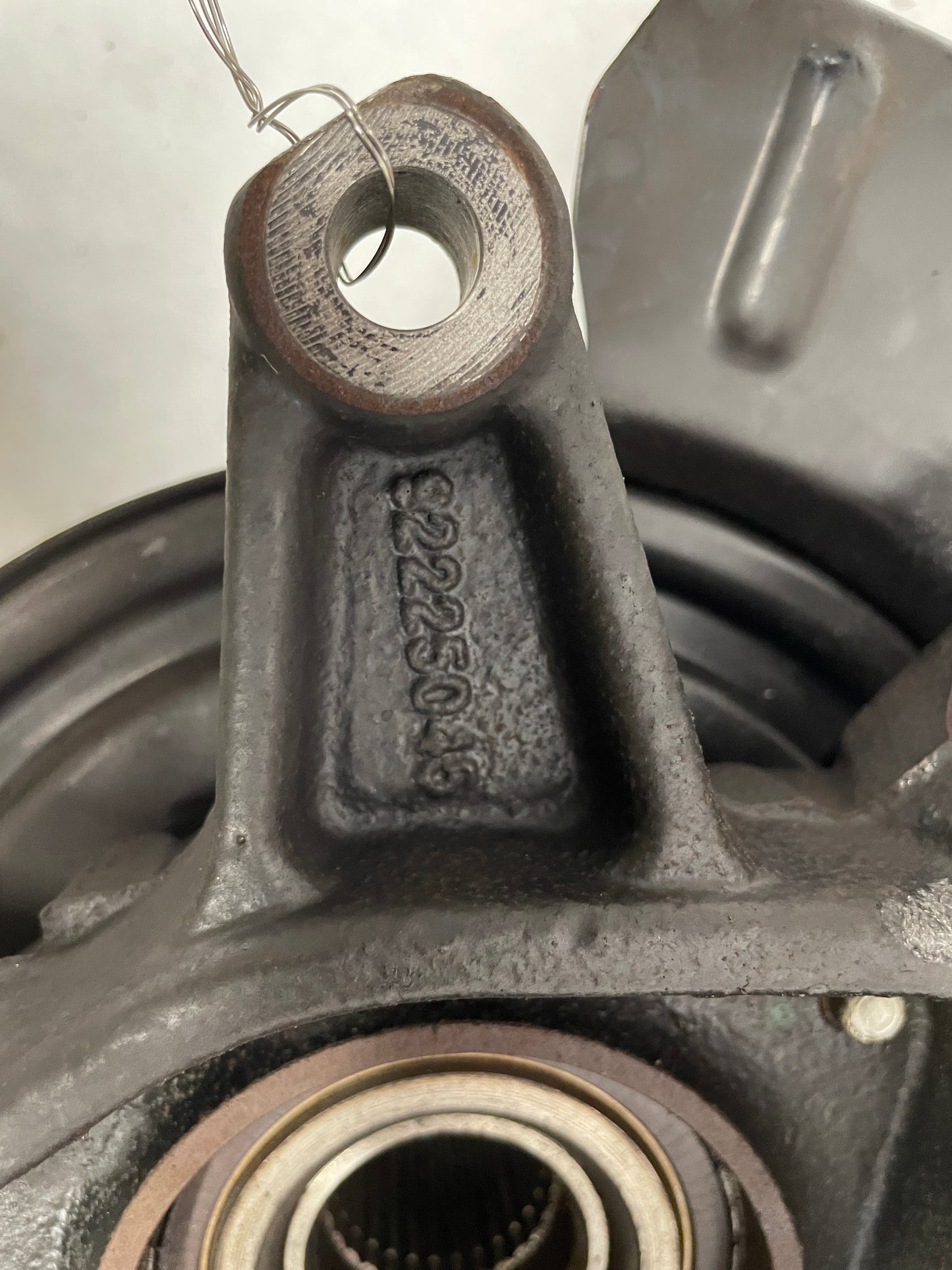 2017 Chevy SS Sedan LH Driver Rear Suspension Spindle Knuckle Hub Assembly OEM