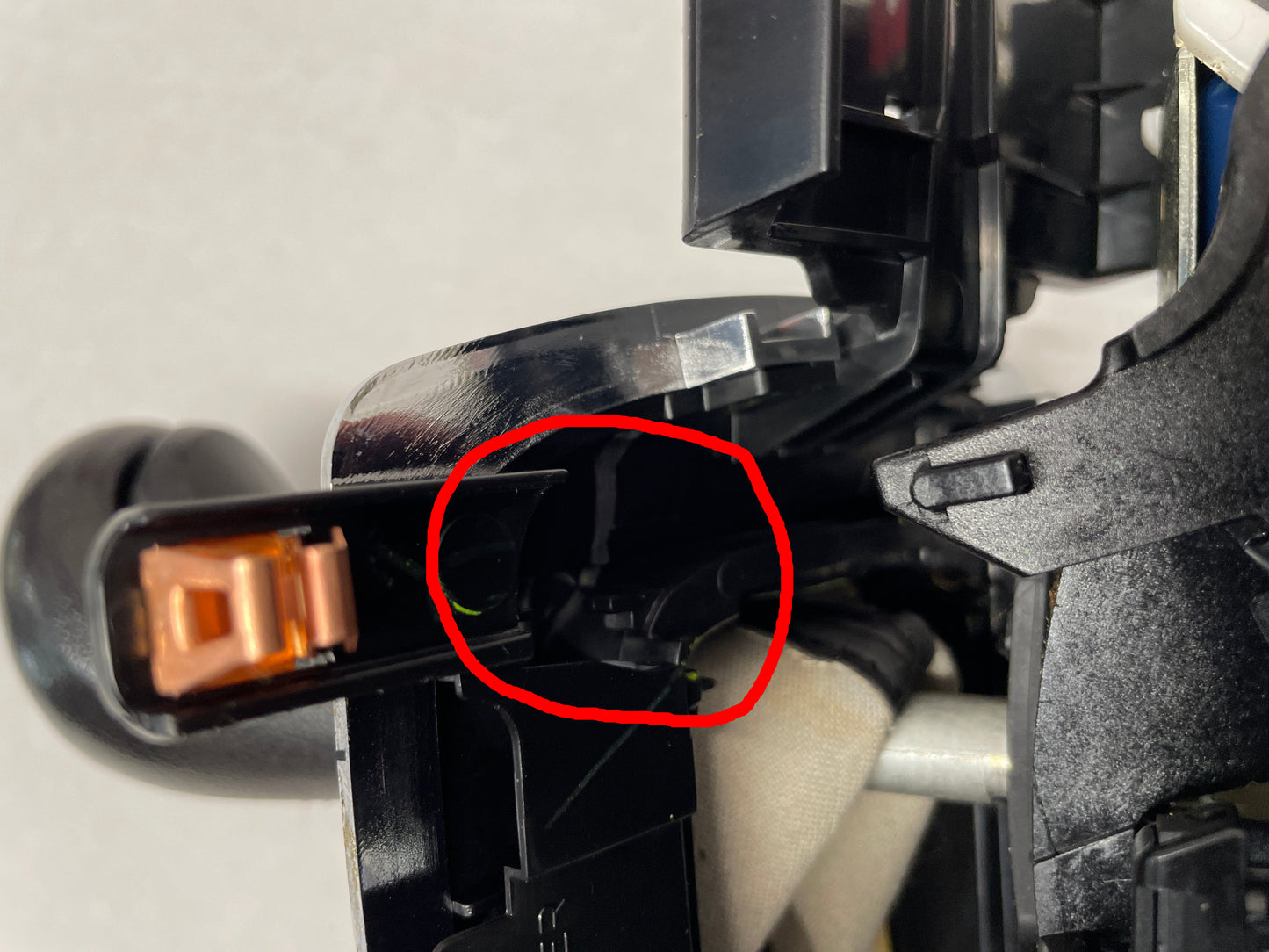 2014 Chevy SS Sedan Complete Center Console w/ Shifter Assembly OEM - Day's Parts Yard