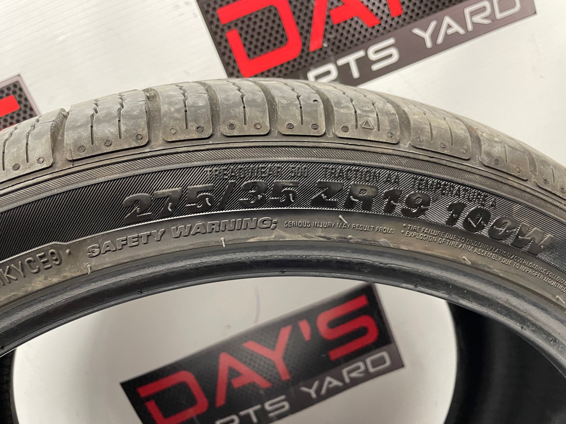 275/35ZR19 Kumho Ecsta Tire - Day's Parts Yard