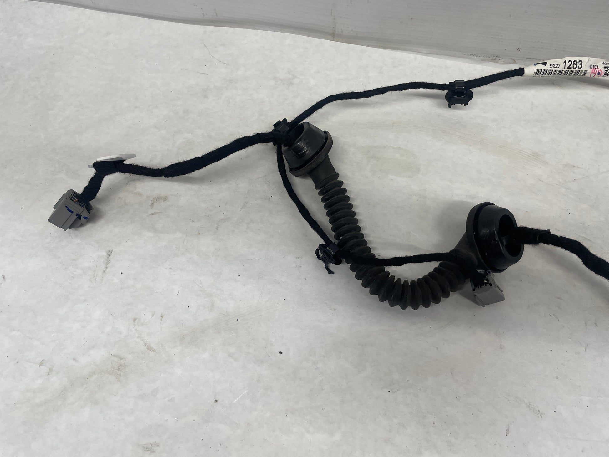 2014 Chevy SS Sedan Trunk Deck Lid Wire Wiring Harness OEM - Day's Parts Yard