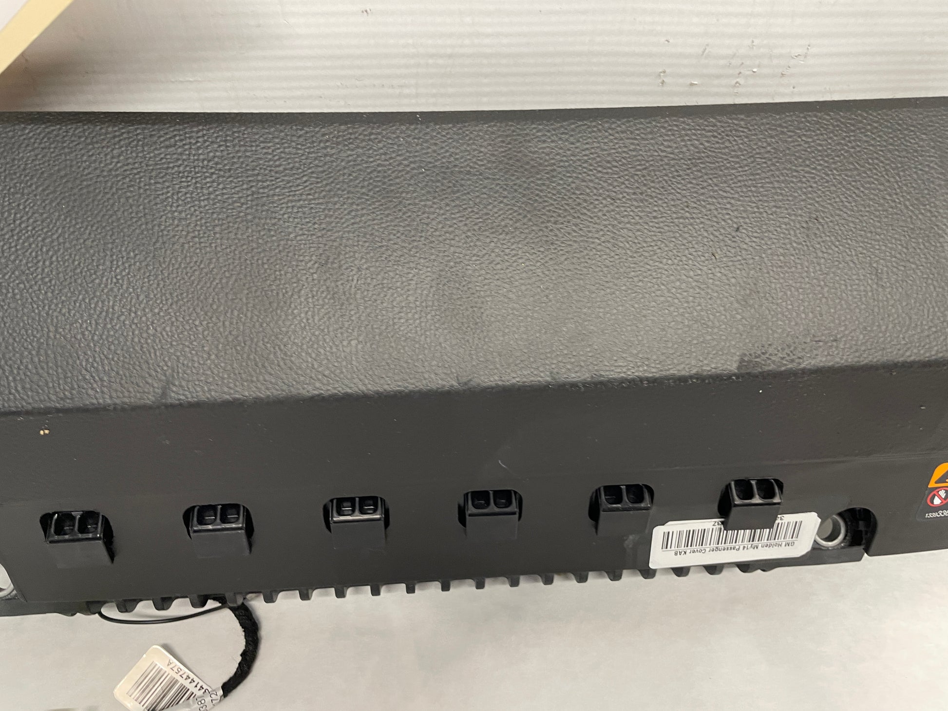 2014 Chevy SS Sedan RH Passenger Lower Dash Knee Airbag Bag OEM - Day's Parts Yard