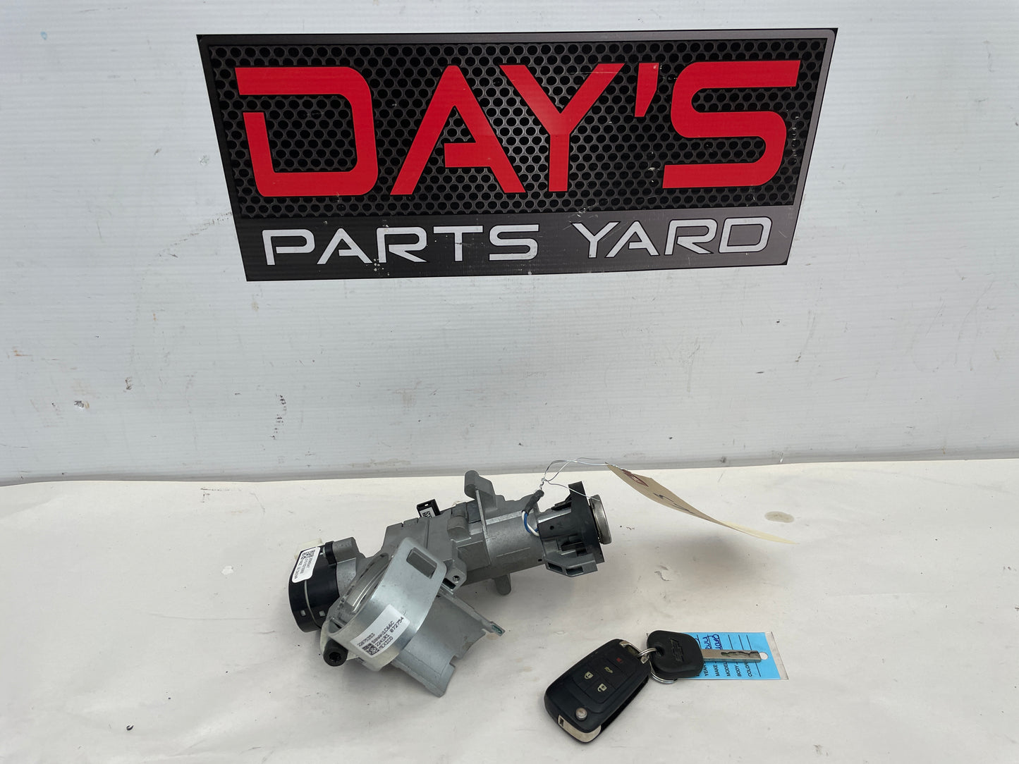 2013 Chevy Camaro SS Complete Steering Column Ignition w/ Key Fob OEM - Day's Parts Yard