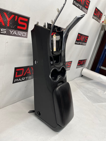 2014 Chevy SS Sedan Complete Center Console w/ Shifter Assembly OEM - Day's Parts Yard