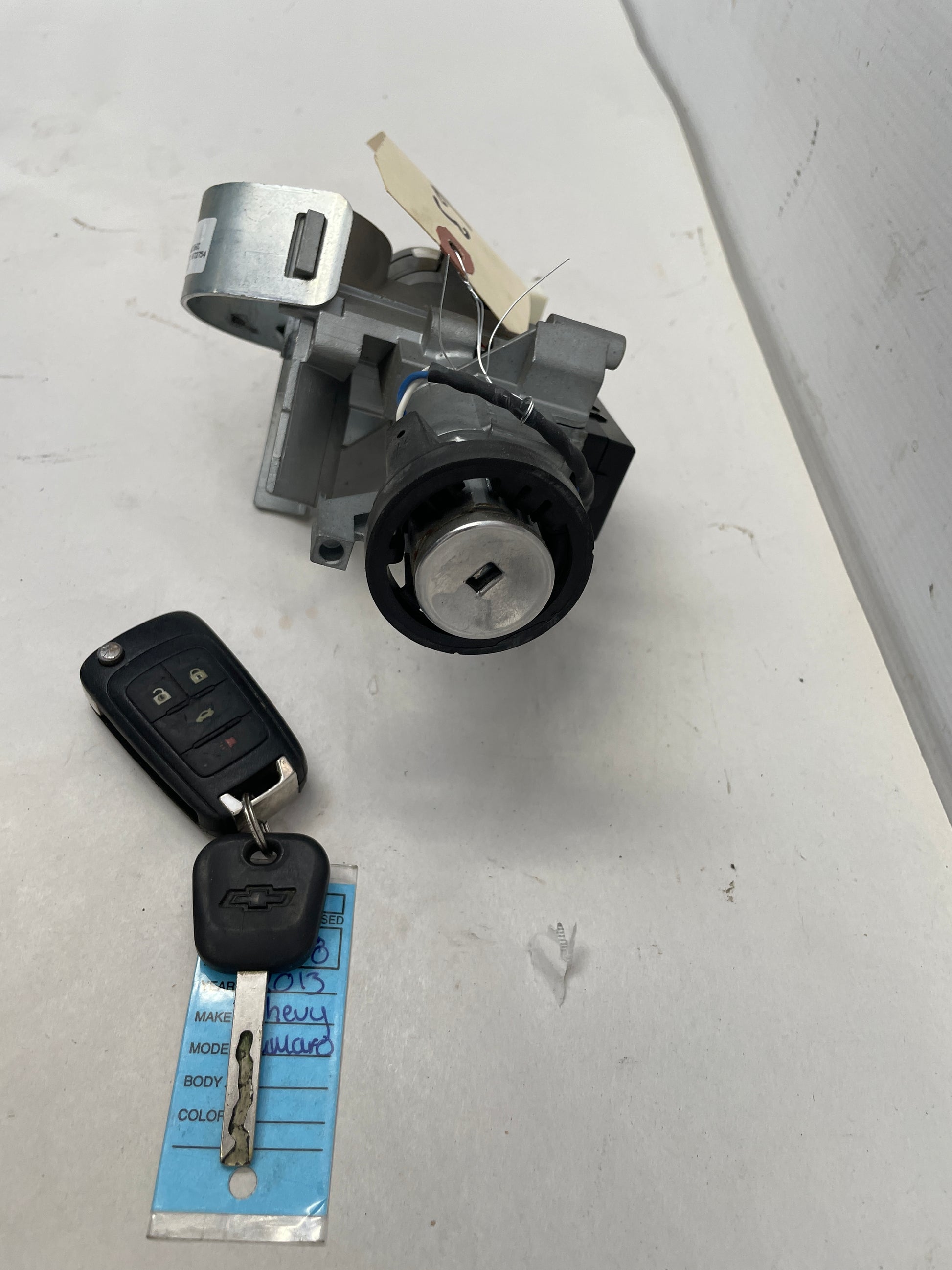 2013 Chevy Camaro SS Complete Steering Column Ignition w/ Key Fob OEM - Day's Parts Yard