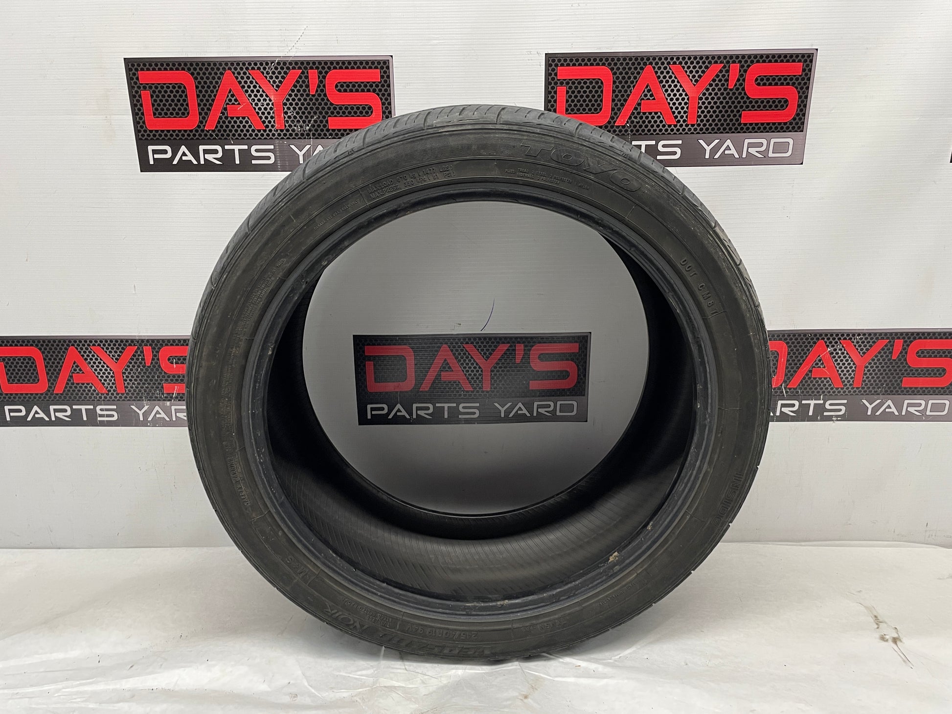 245/40R19 Toyo Versado Noir Tire - Day's Parts Yard