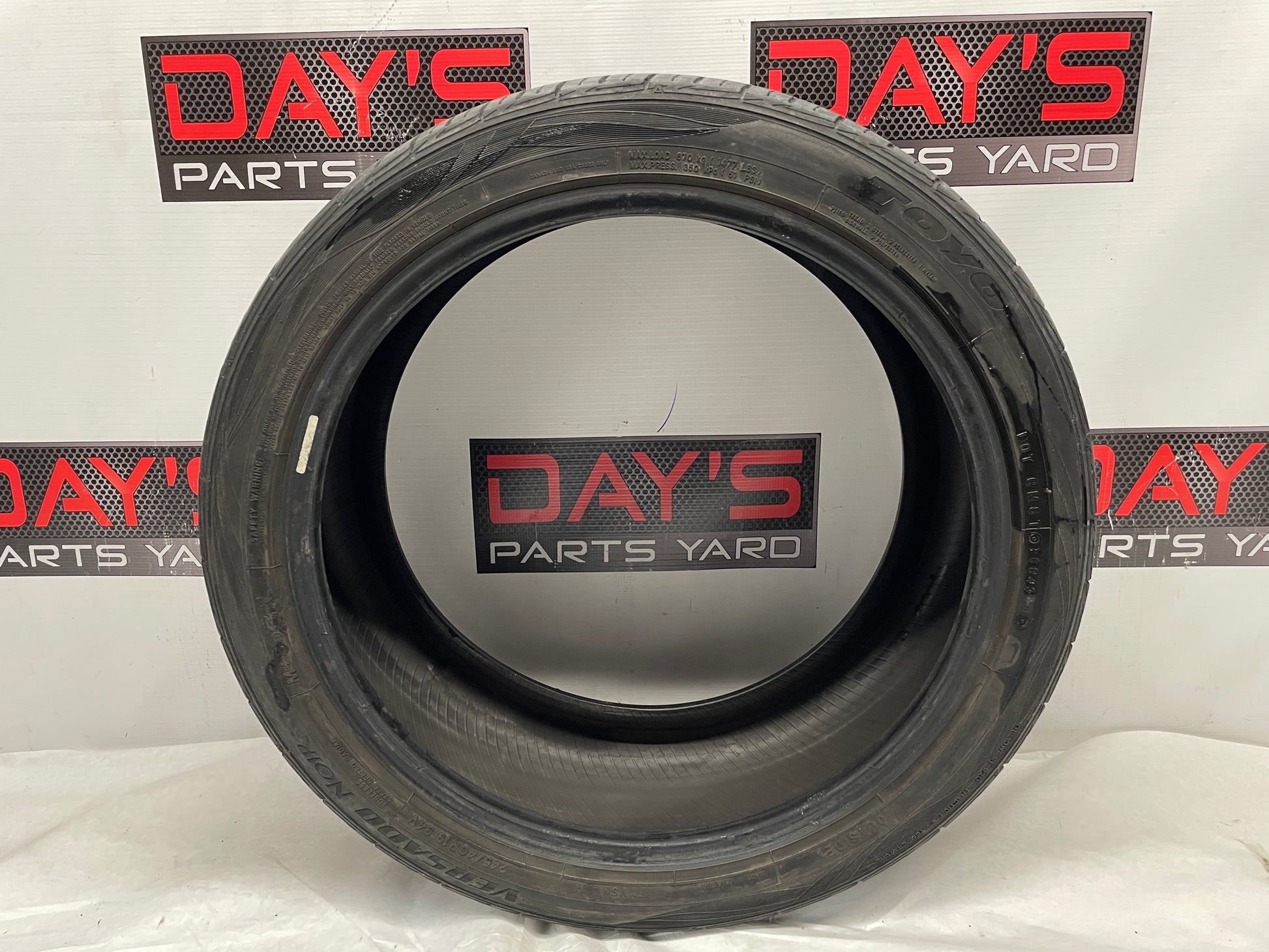 245/40R19 Toyo Versado Noir Tire - Day's Parts Yard