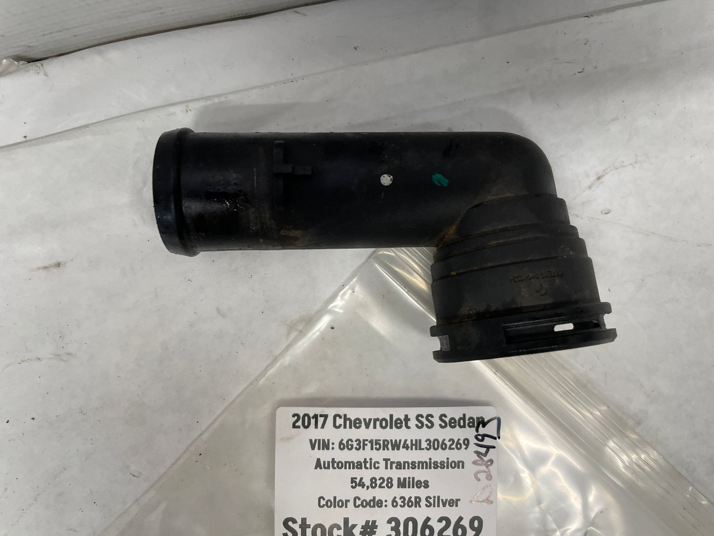 2017 Chevy SS Sedan Lower Radiator Coolant Hose Elbow Outlet Pipe OEM