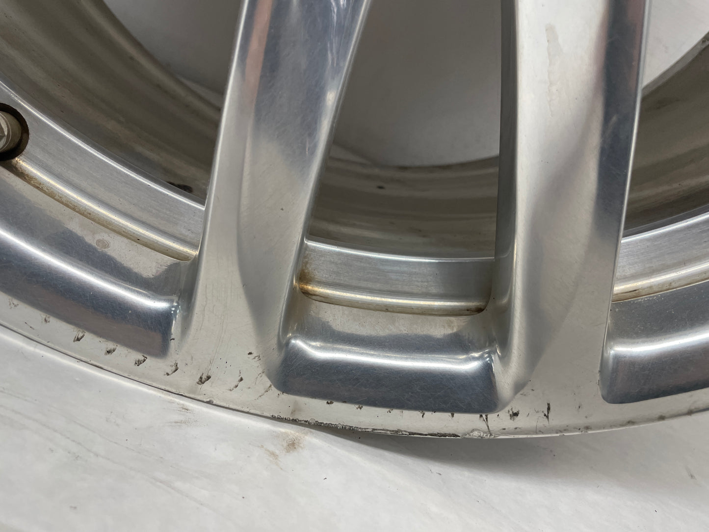 2014 Chevy SS Sedan Factory OEM Rear Wheel 19X9