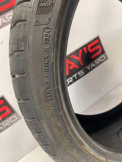 Michelin Pilot Sport 4S 255/35ZR18 Tire