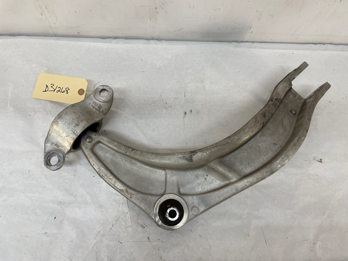 2014 Chevy SS Sedan RH Passenger Rear Suspension Upper Control Arm OEM - Day's Parts Yard