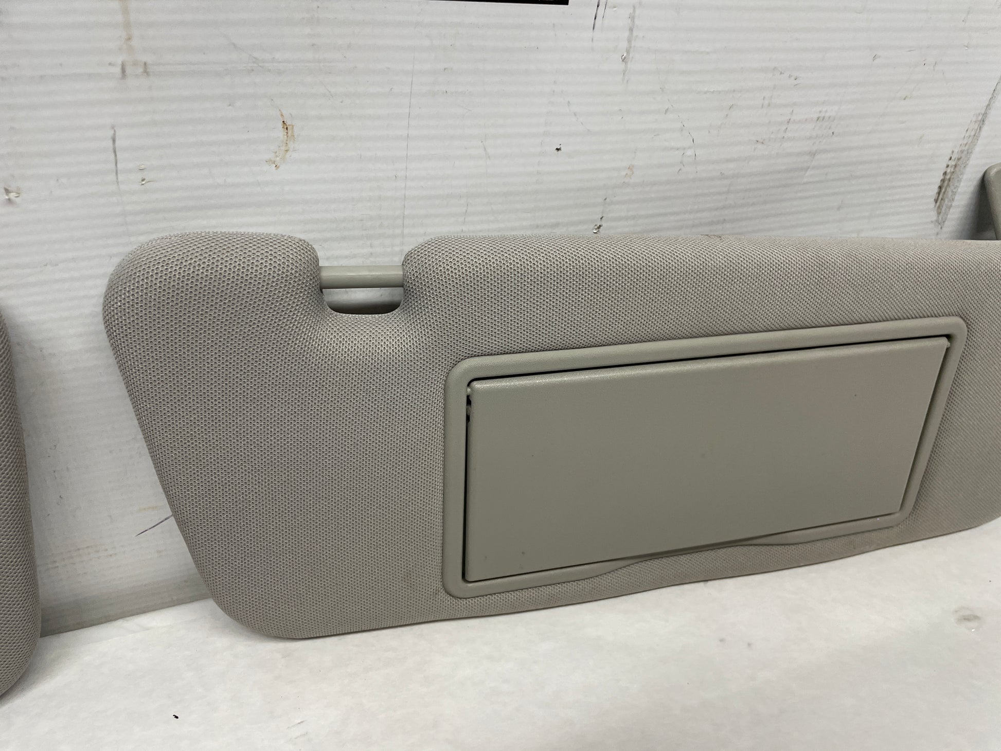 2014 Chevy SS Sedan RH & LH Sun Visor Sunvisor Shade Set OEM - Day's Parts Yard