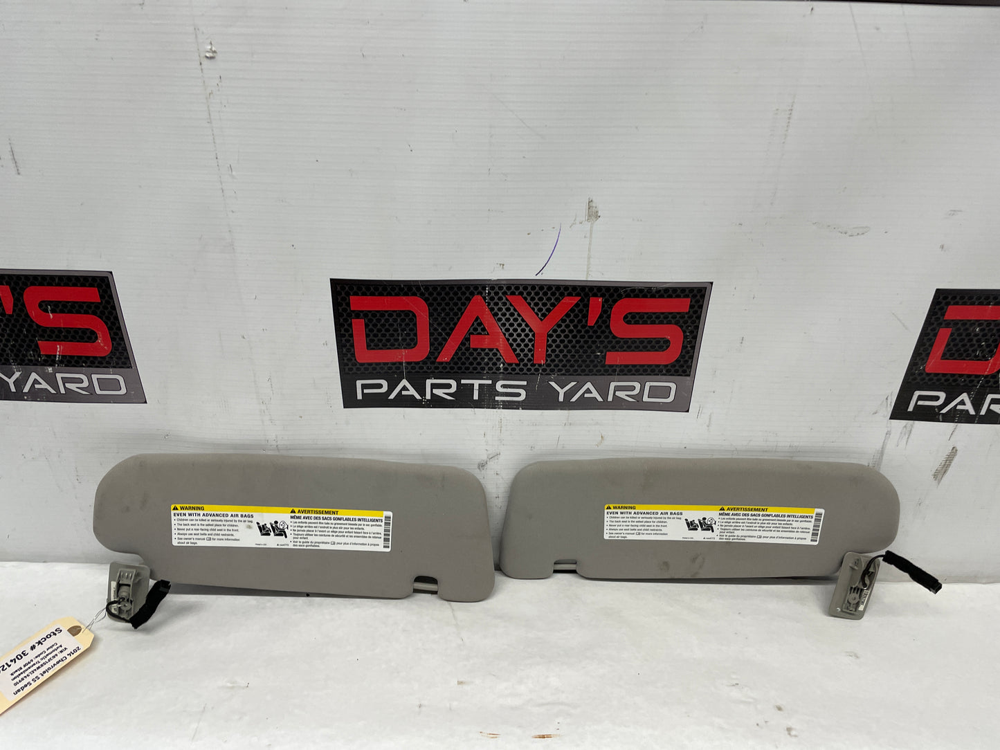 2014 Chevy SS Sedan RH & LH Sun Visor Sunvisor Shade Set OEM - Day's Parts Yard