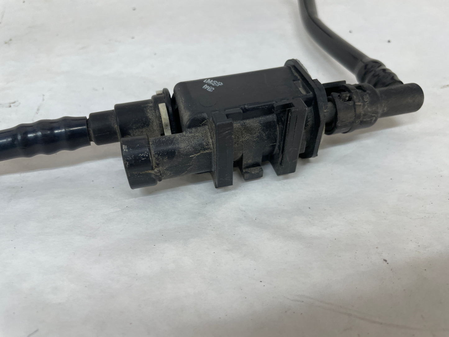 2012 Chevy Silverado K1500 LT Intake Manifold EVAP Purge Valve w/ Lines Hoses Tubes OEM - Day's Parts Yard