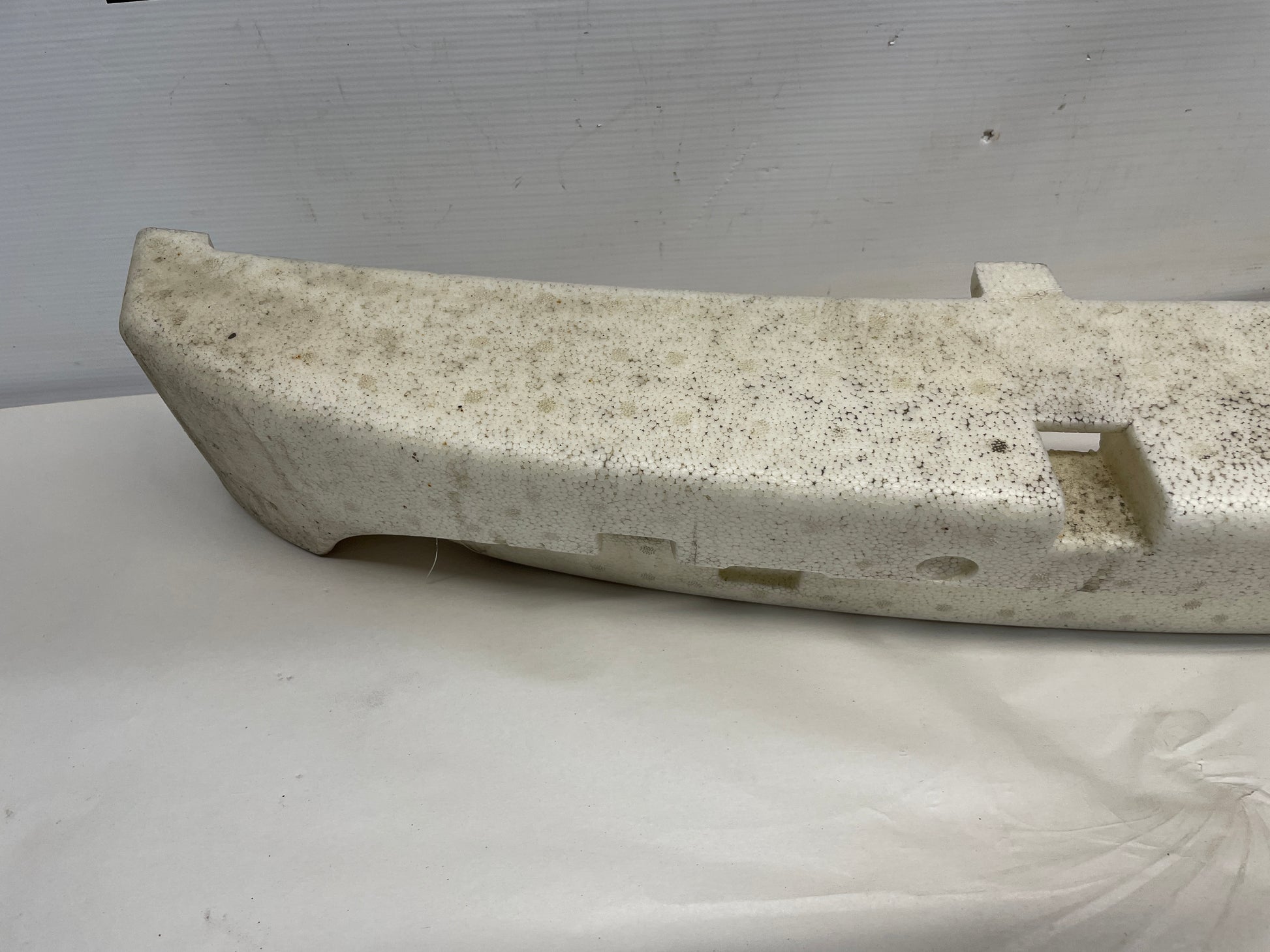 2005 Pontiac GTO Rear Bumper Impact Absorber Foam OEM - Day's Parts Yard