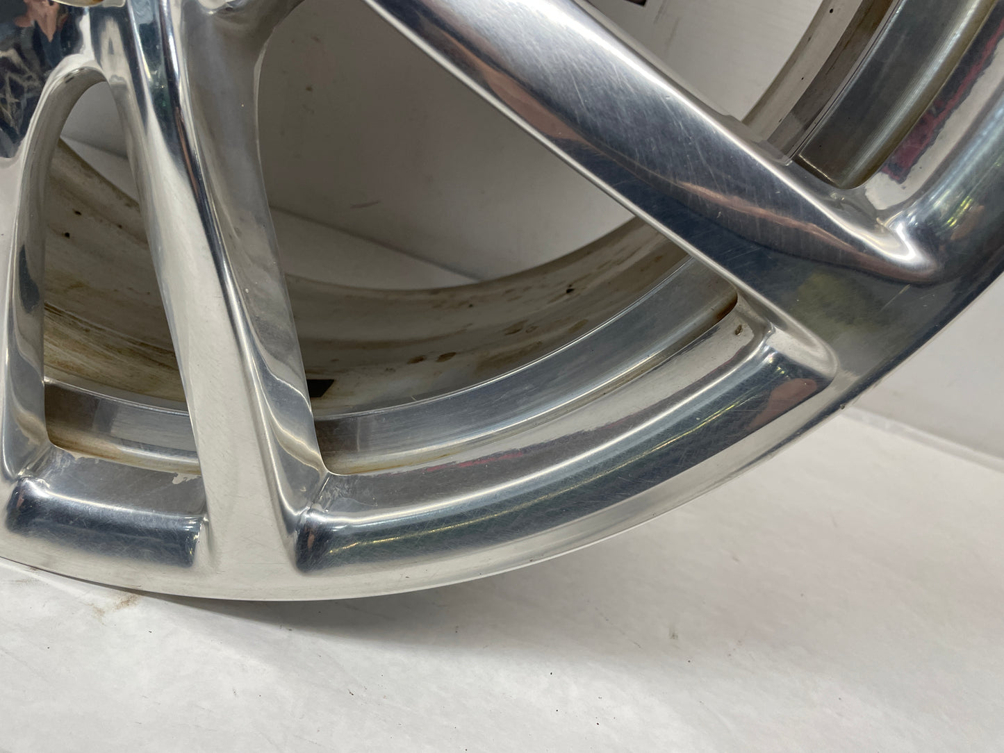 2014 Chevy SS Sedan Factory OEM Front Wheel 19X8.5
