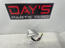 2014 Chevy SS Sedan Shark Fin Roof Antenna OEM - Day's Parts Yard