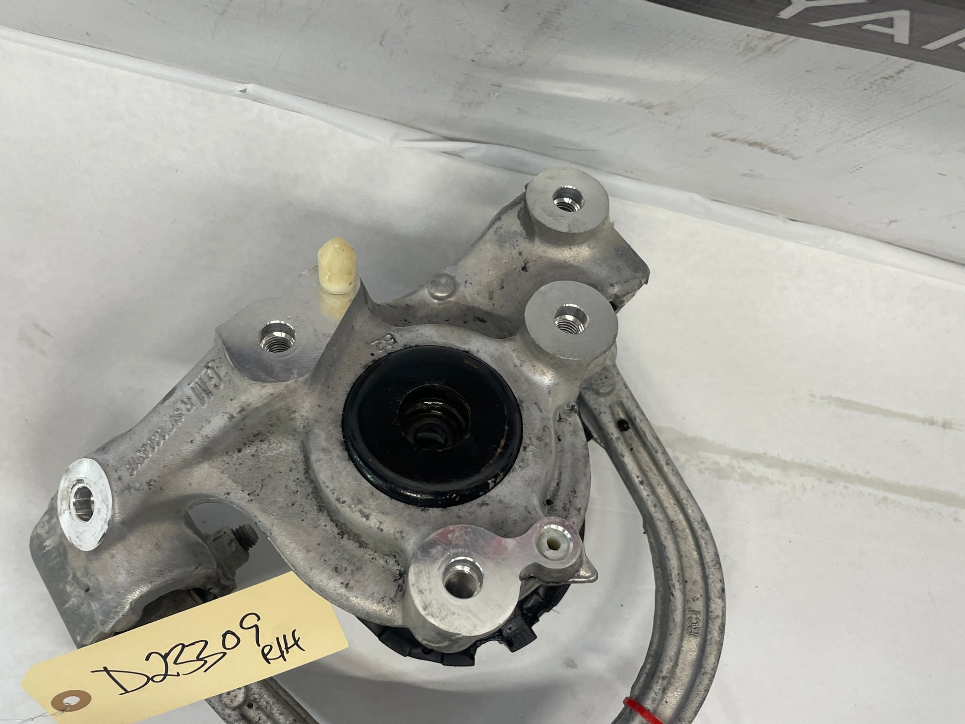 2011 Cadillac CTS-V RH Passenger Front Upper Control Arm OEM - Day's Parts Yard
