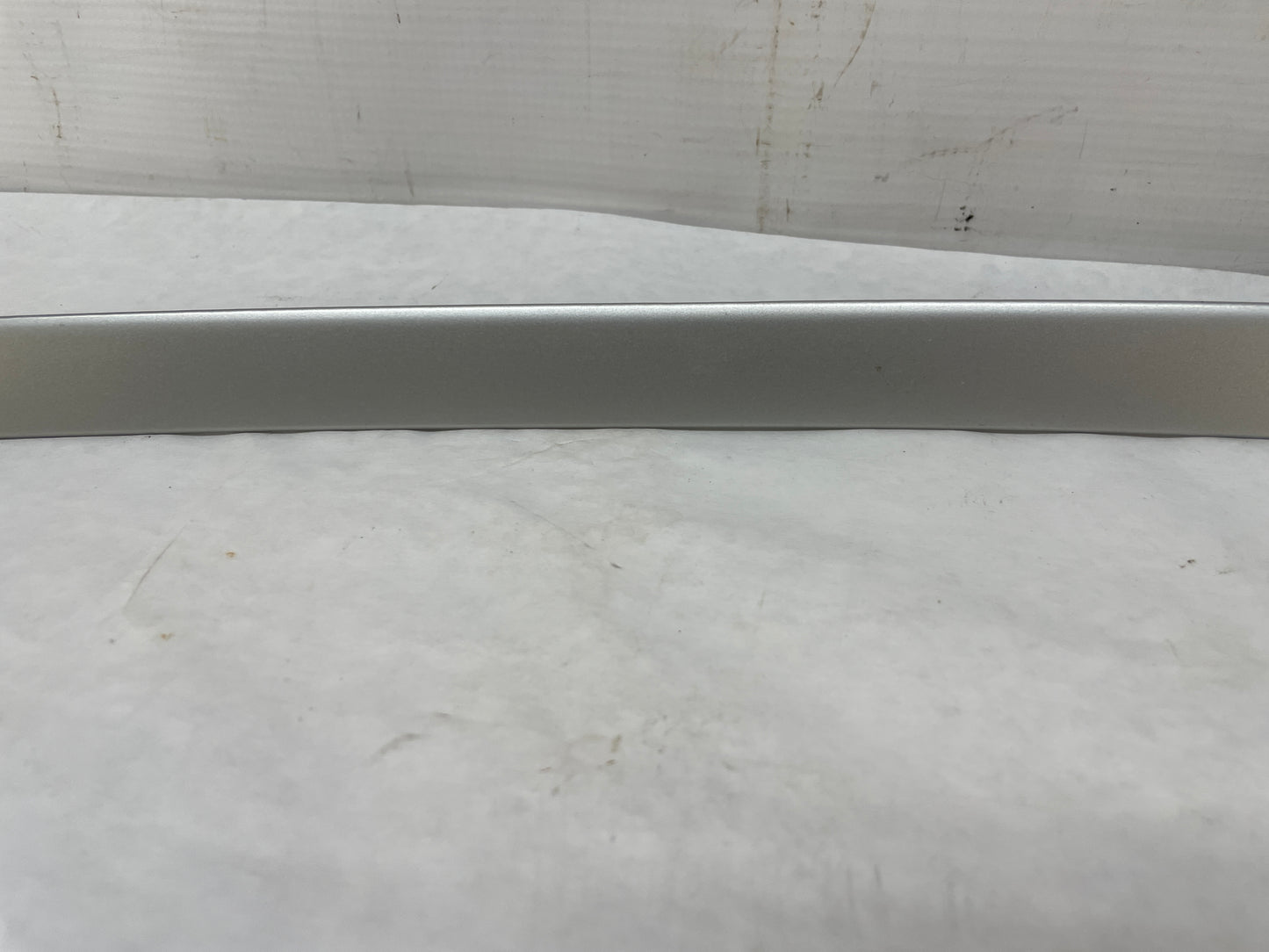 2009 Pontiac G8 LH & RH Silver Dash Trim Molding Inserts OEM - Day's Parts Yard