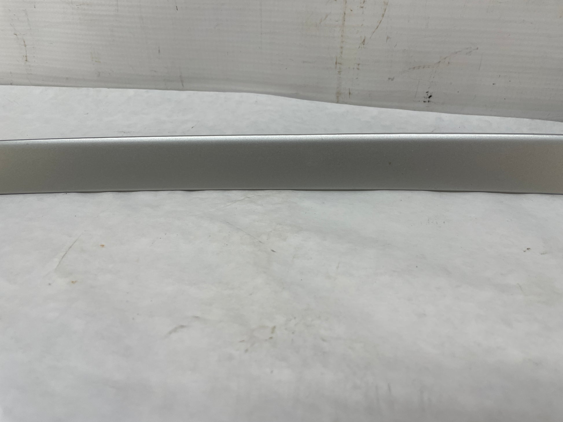 2009 Pontiac G8 LH & RH Silver Dash Trim Molding Inserts OEM - Day's Parts Yard