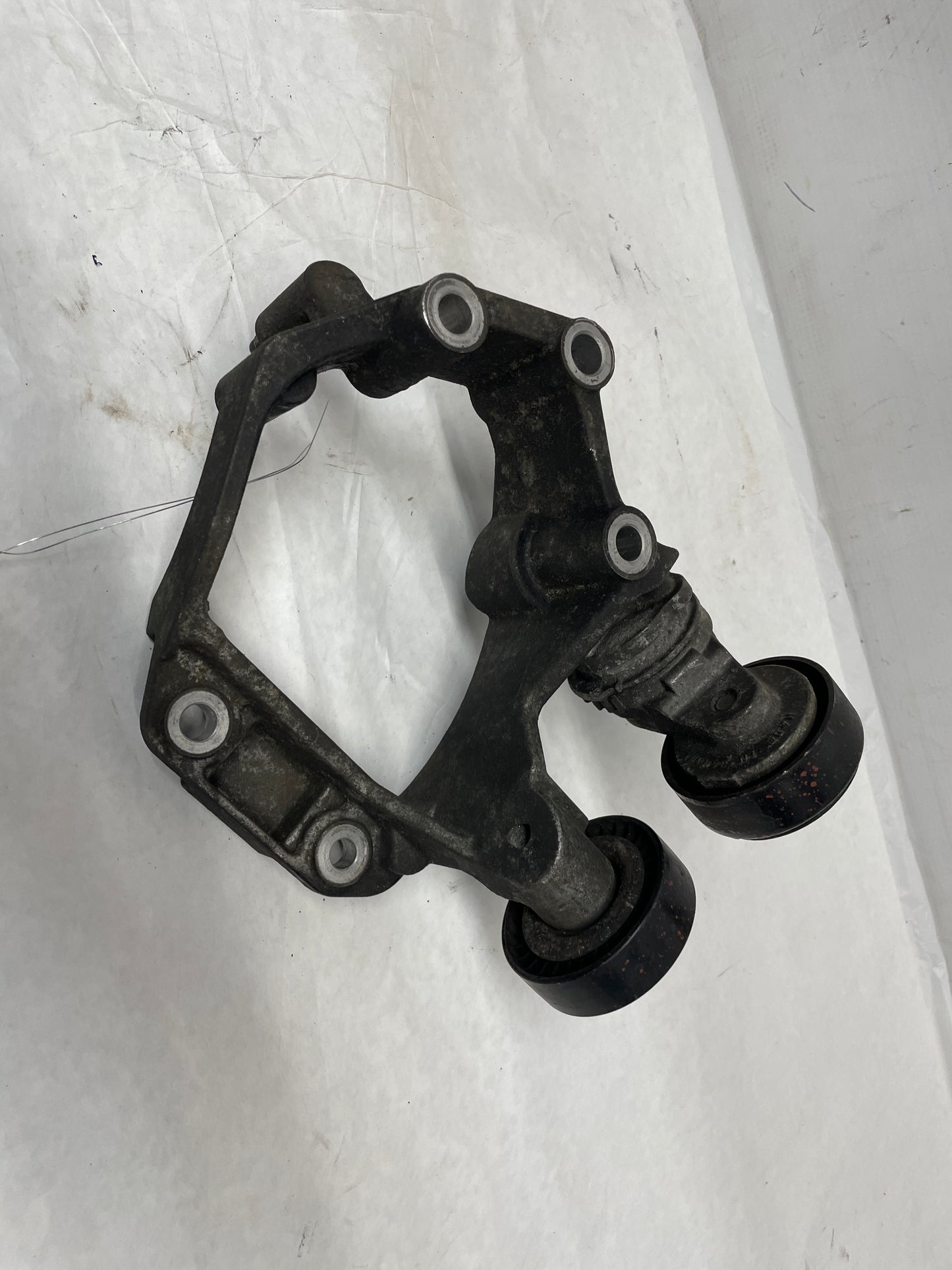 2013 Chevy Caprice PPV AC A/C Air Conditioner Compressor Bracket OEM - Day's Parts Yard