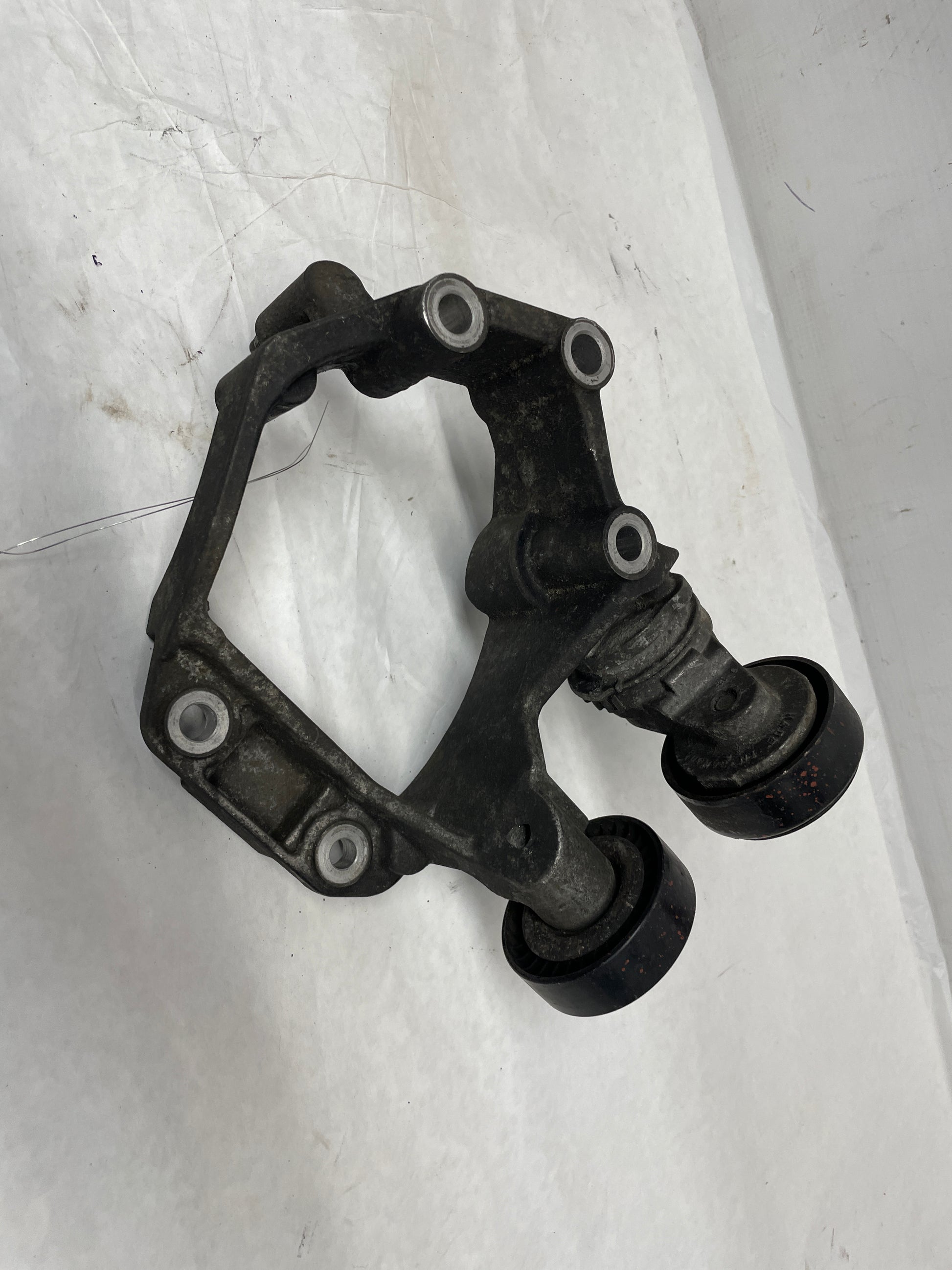 2013 Chevy Caprice PPV AC A/C Air Conditioner Compressor Bracket OEM - Day's Parts Yard