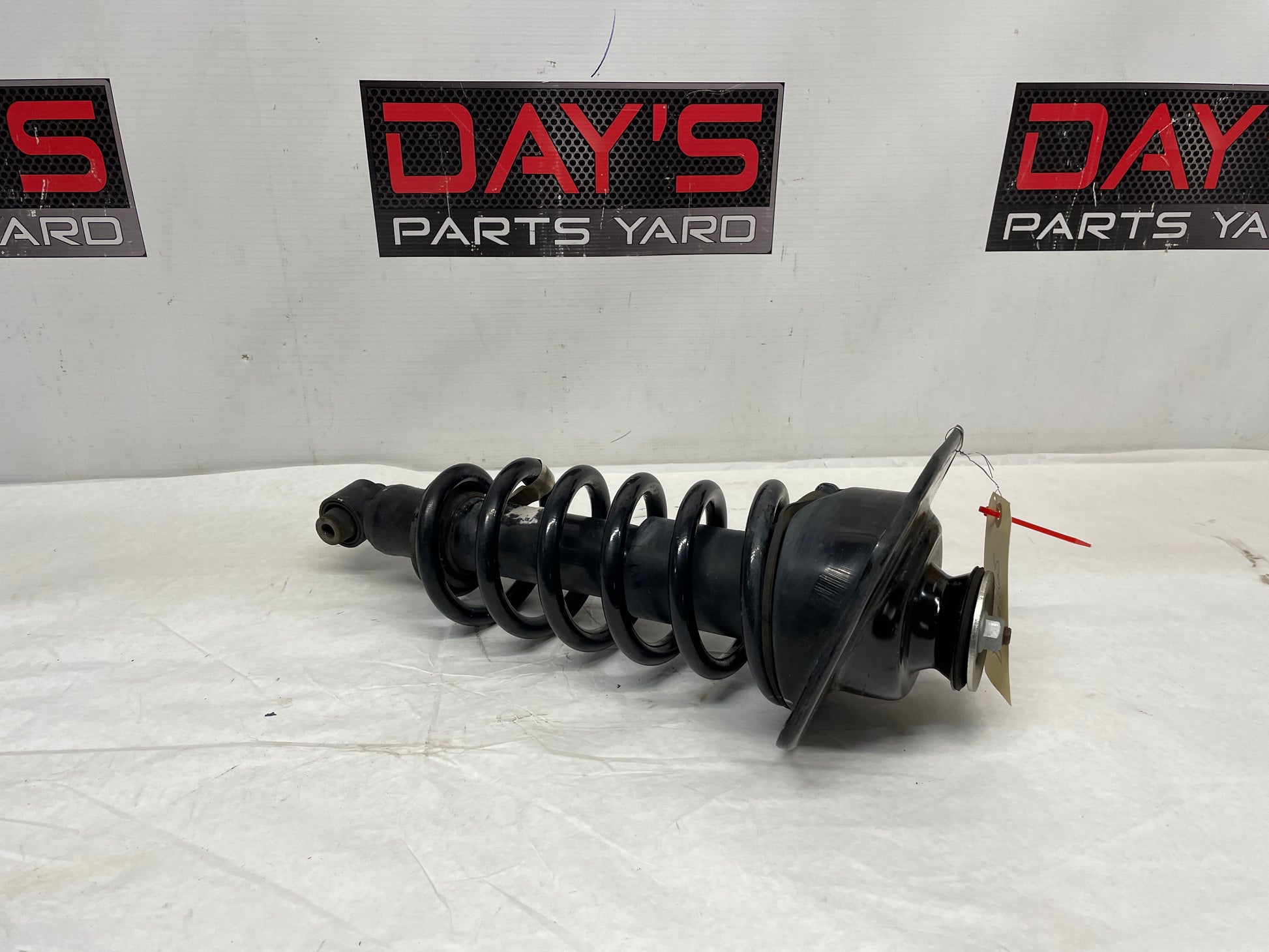 2014 Chevy SS Sedan RH Passenger Rear Shock Strut Absorber Assembly OEM - Day's Parts Yard